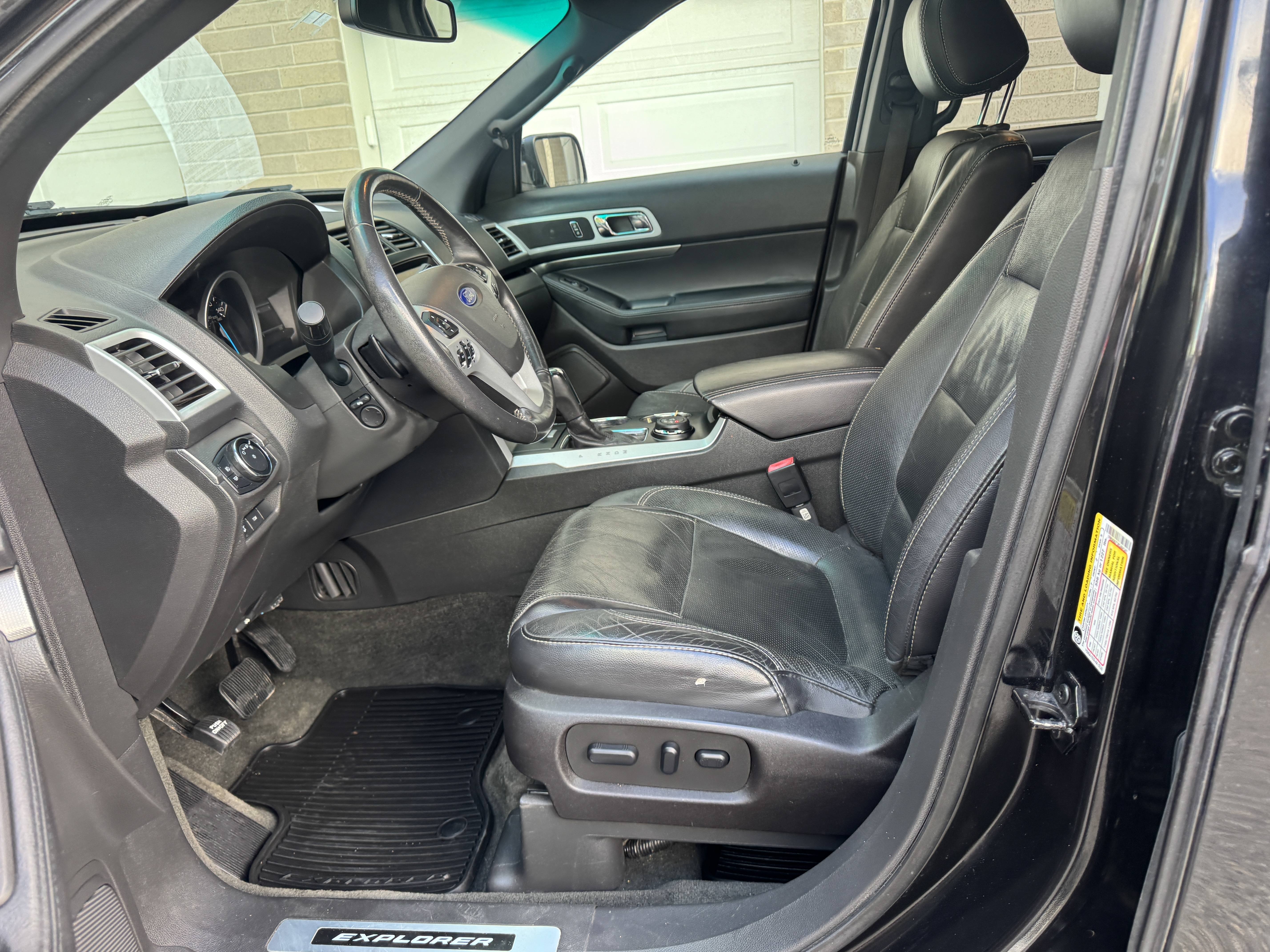 2014 Ford Explorer Sport - Photo 14