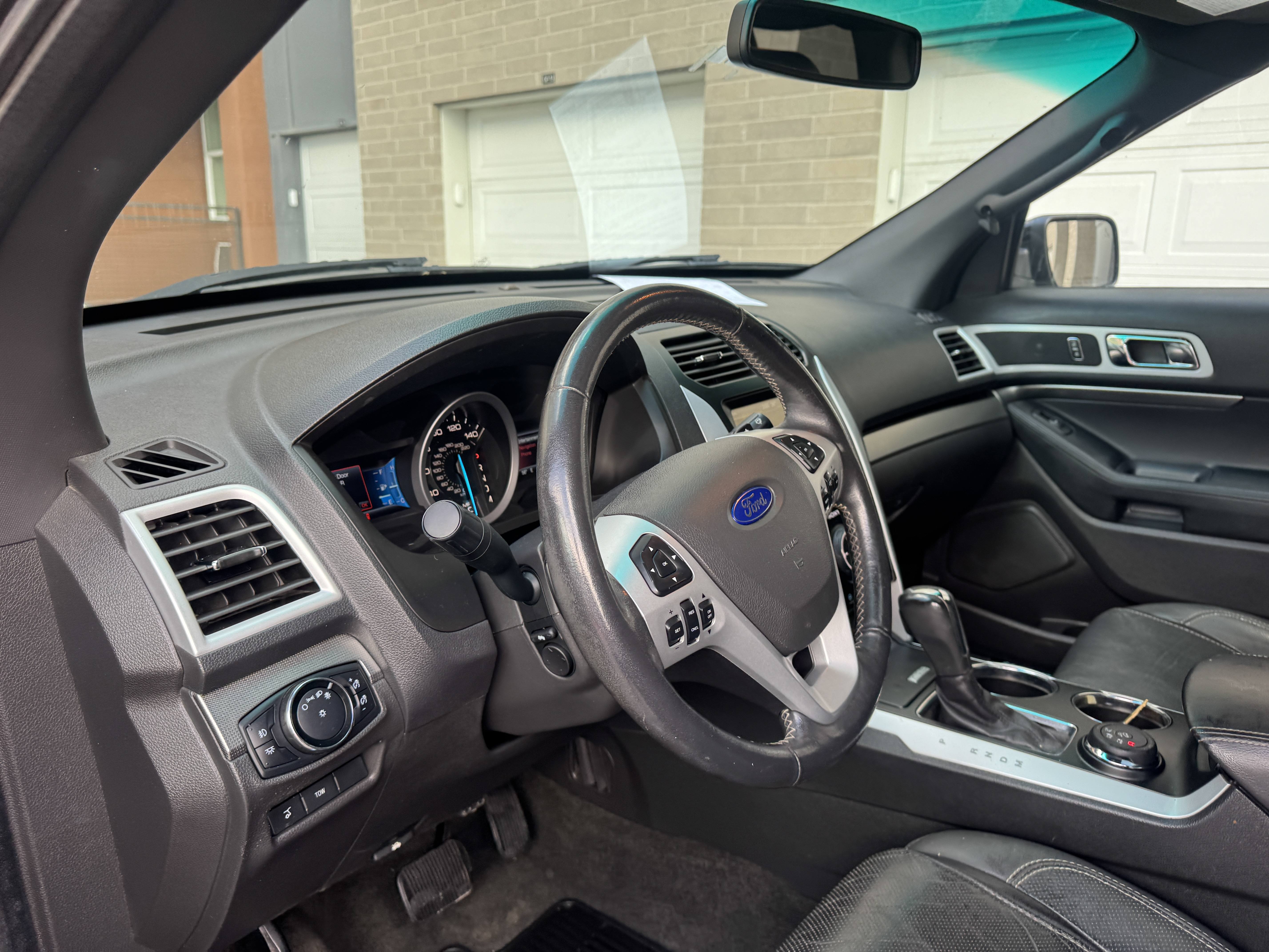 2014 Ford Explorer Sport - Photo 16