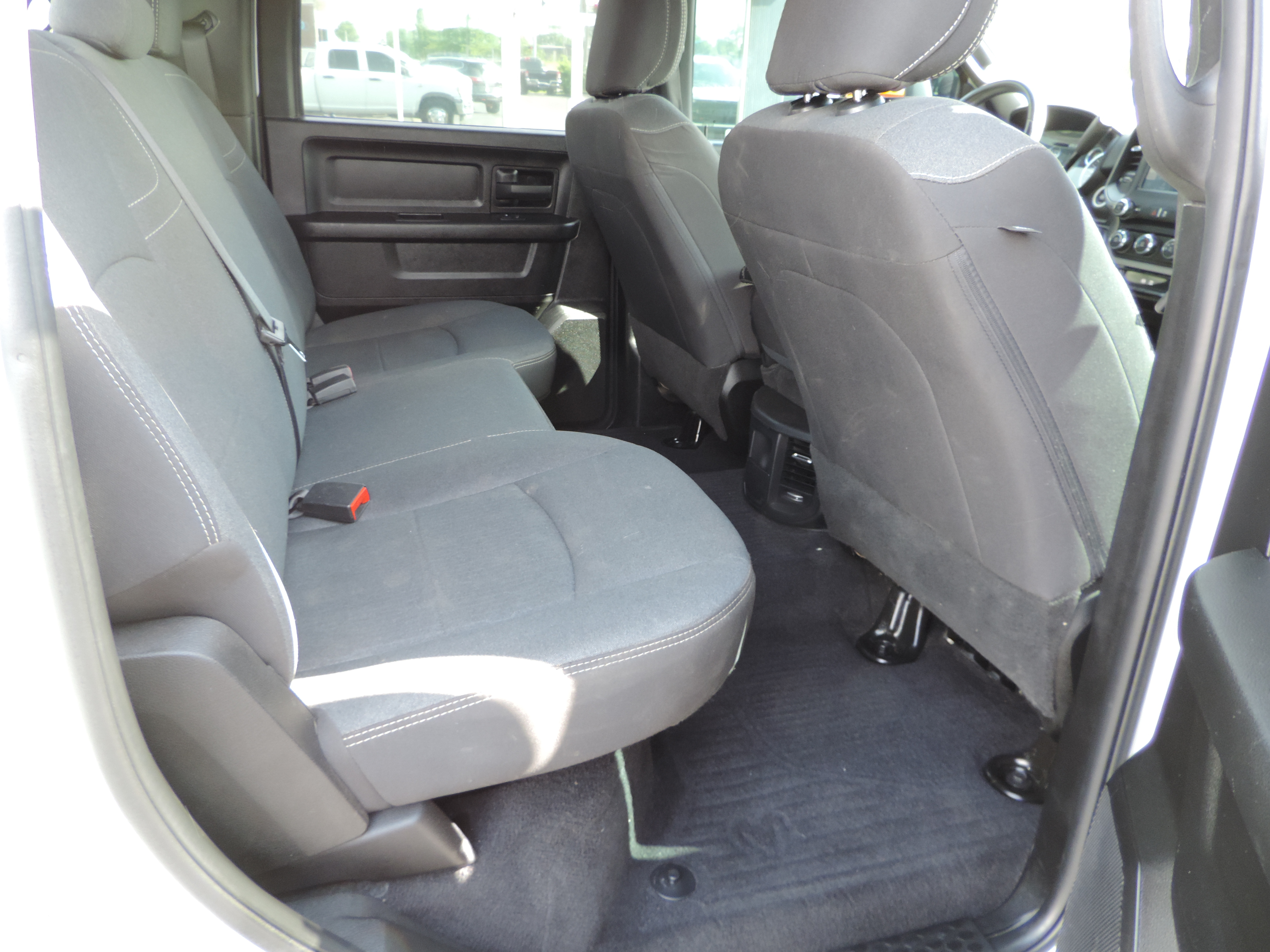 2024 RAM Ram 3500 Pickup Tradesman - Photo 17