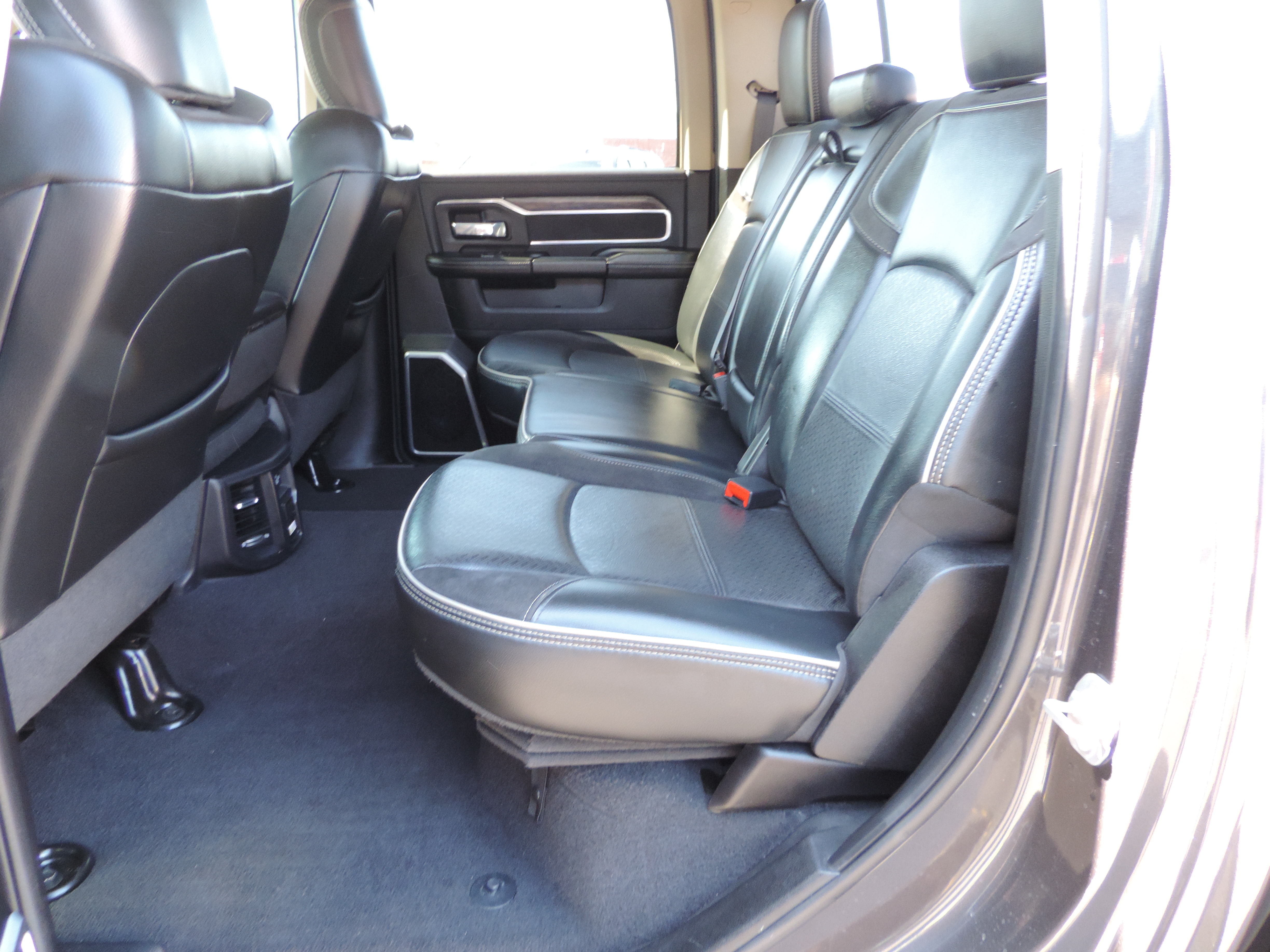 2021 RAM Ram 2500 Pickup Laramie - Photo 19