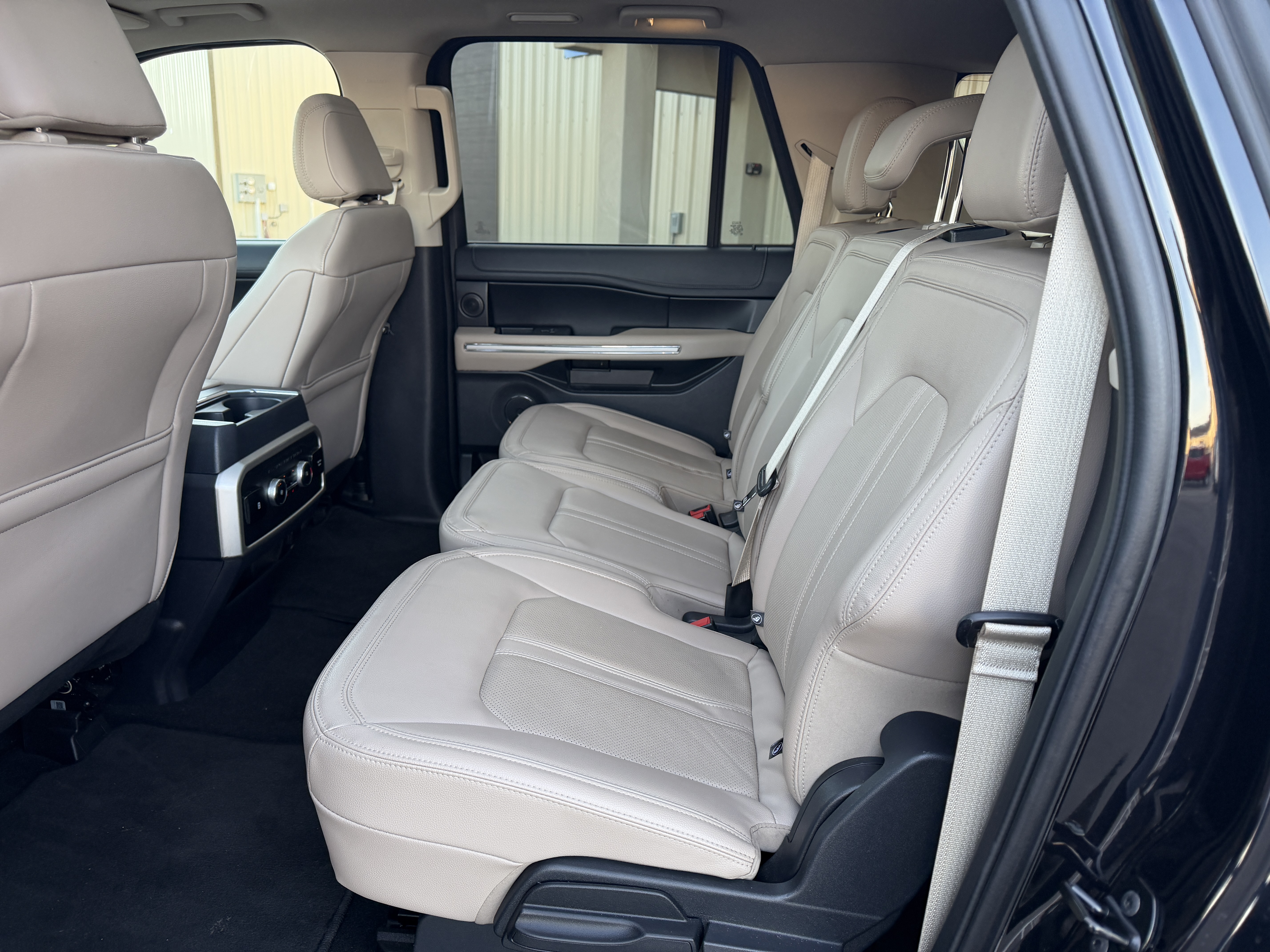 2024 Ford Expedition Limited - Photo 12
