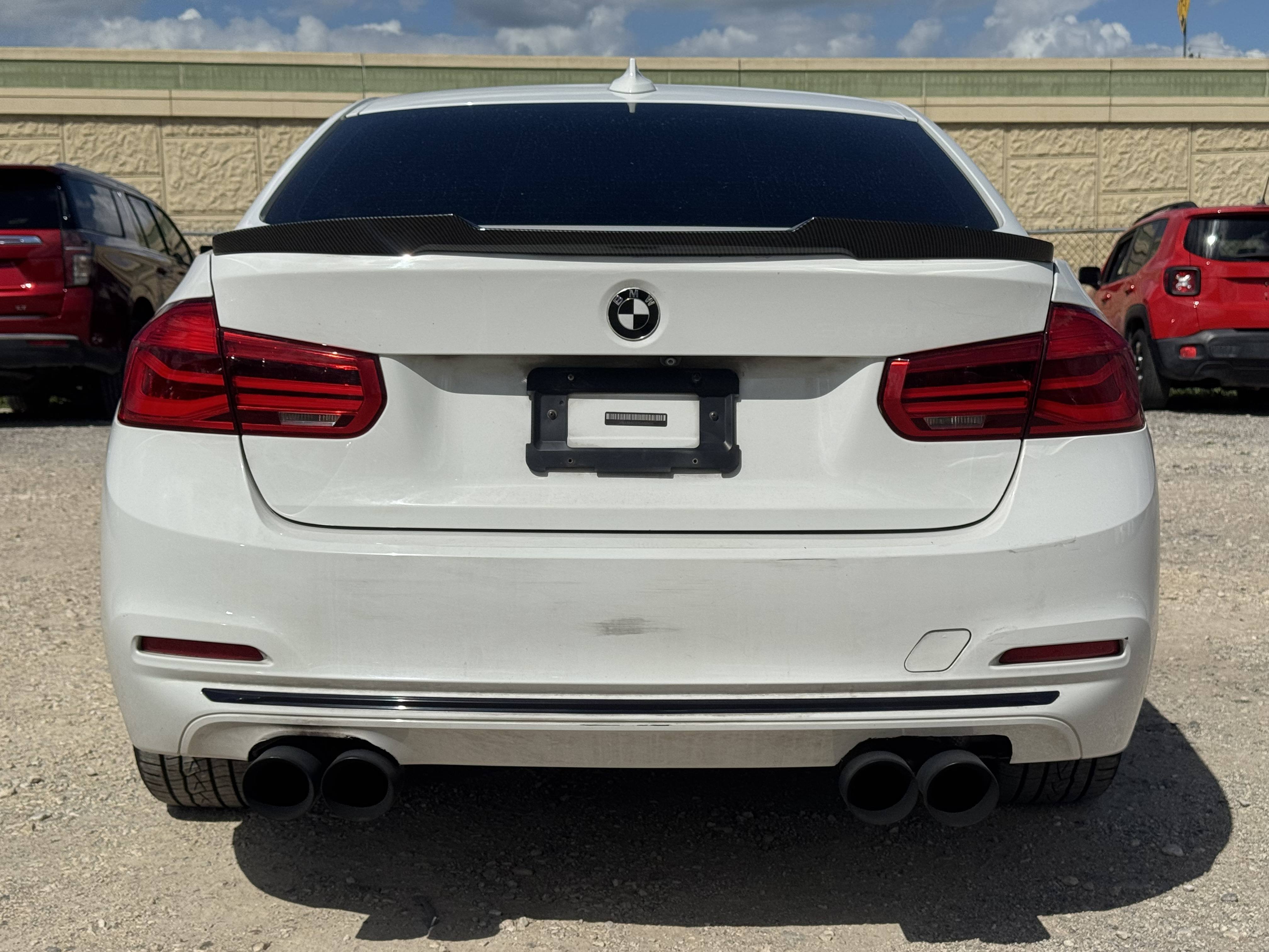 2018 BMW 3 Series 330i - Photo 6