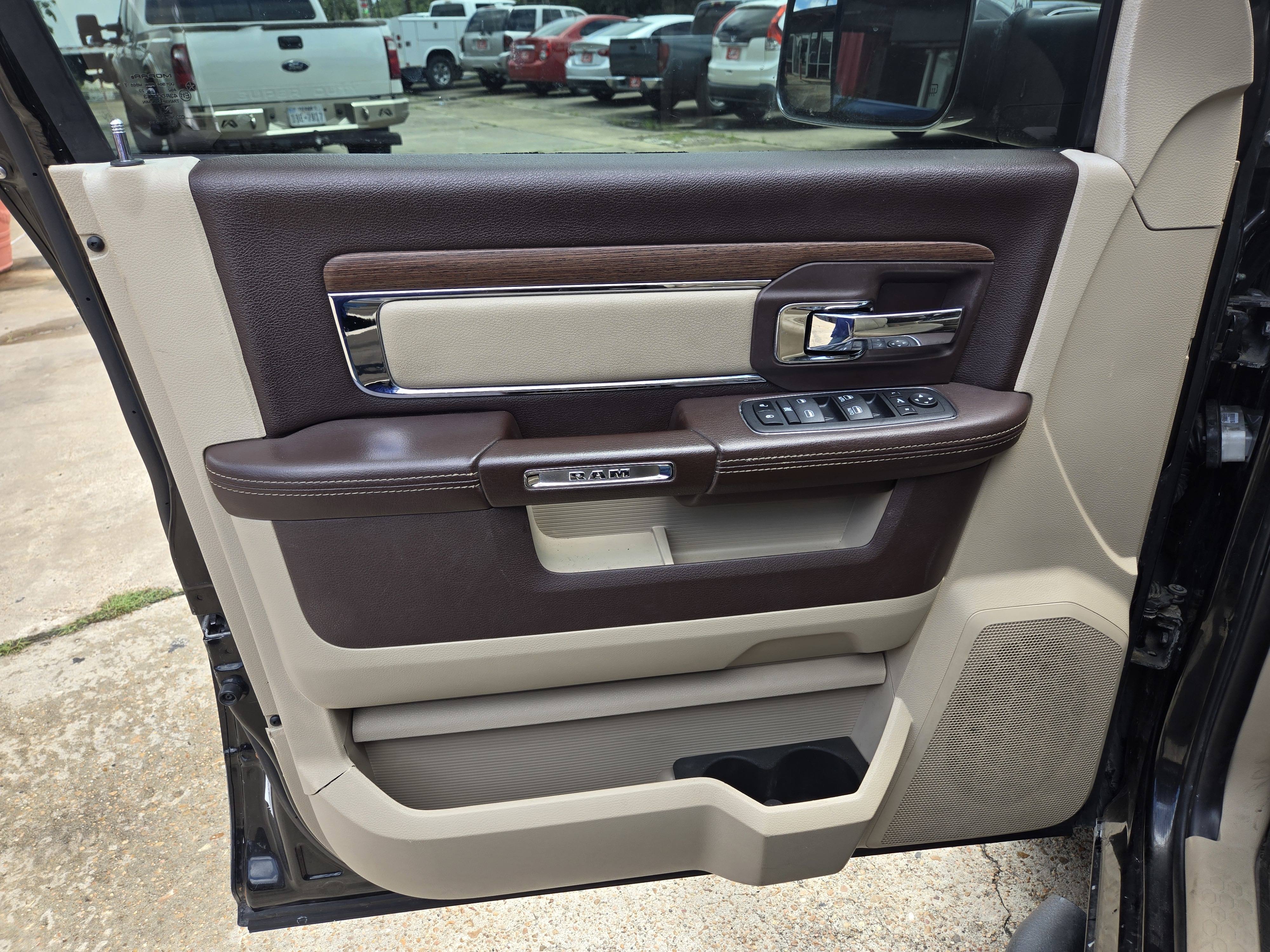 2018 RAM Ram 1500 Pickup Laramie - Photo 11