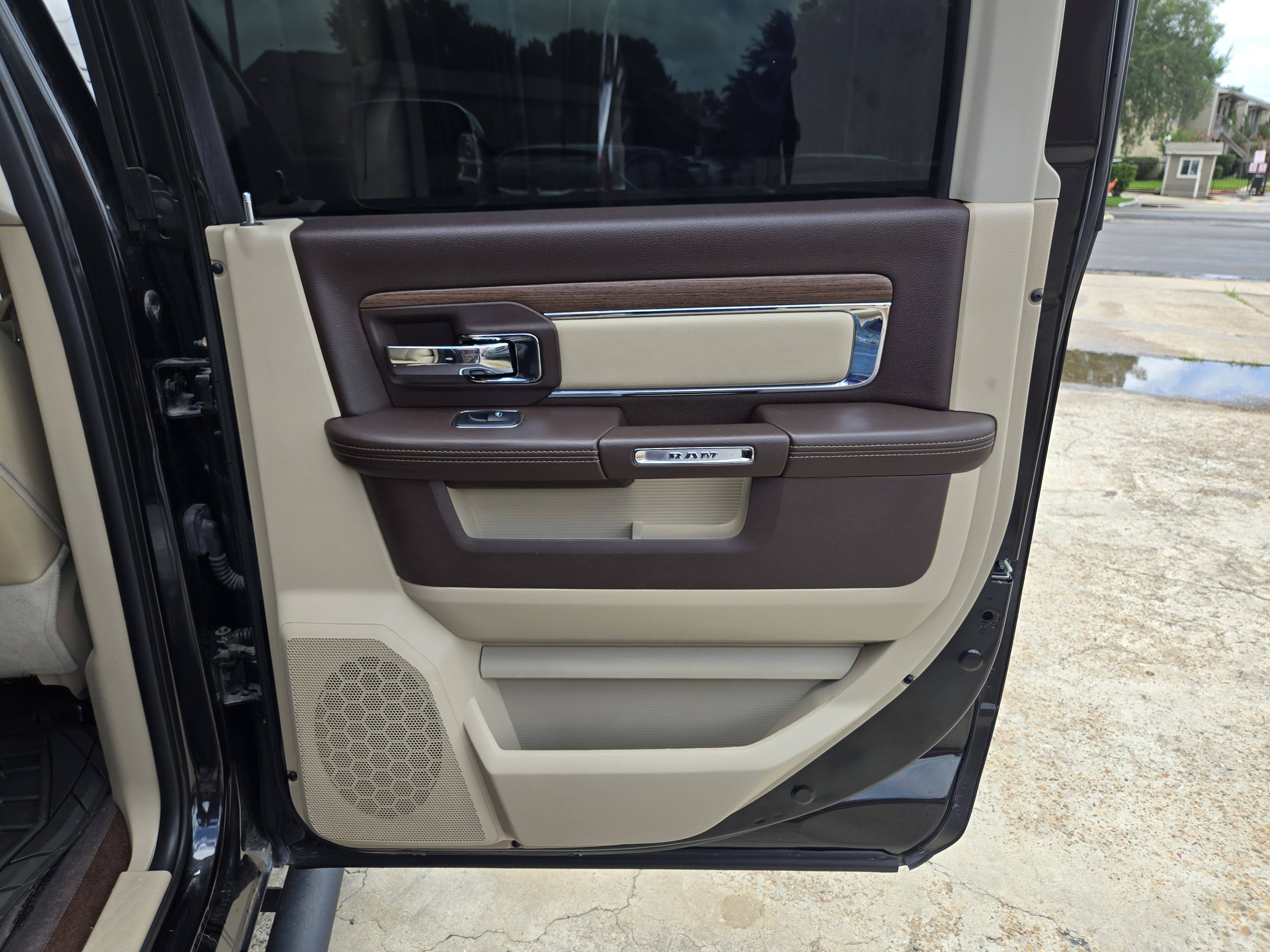 2018 RAM Ram 1500 Pickup Laramie - Photo 18
