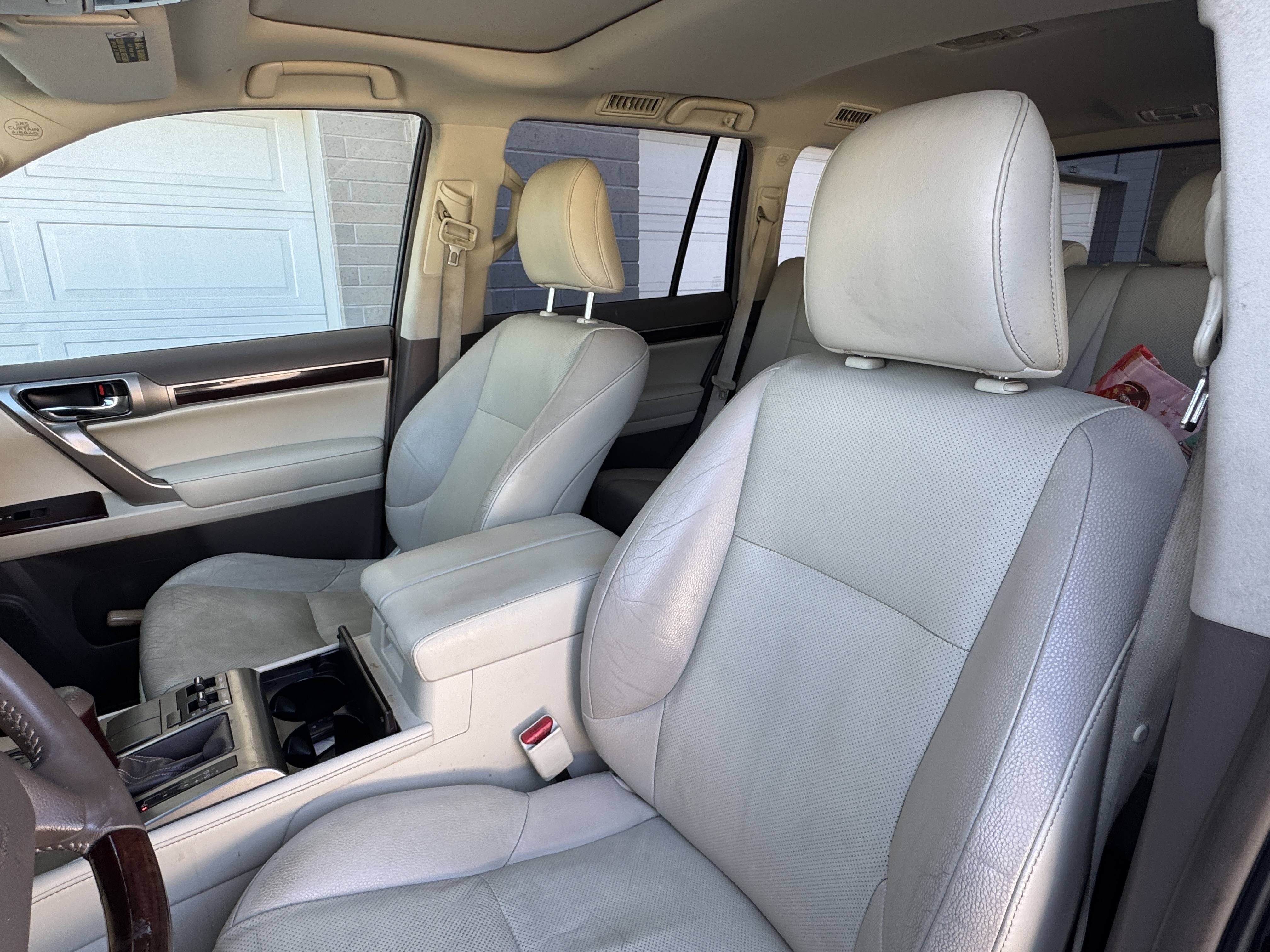 2014 Lexus GX Base - Photo 14
