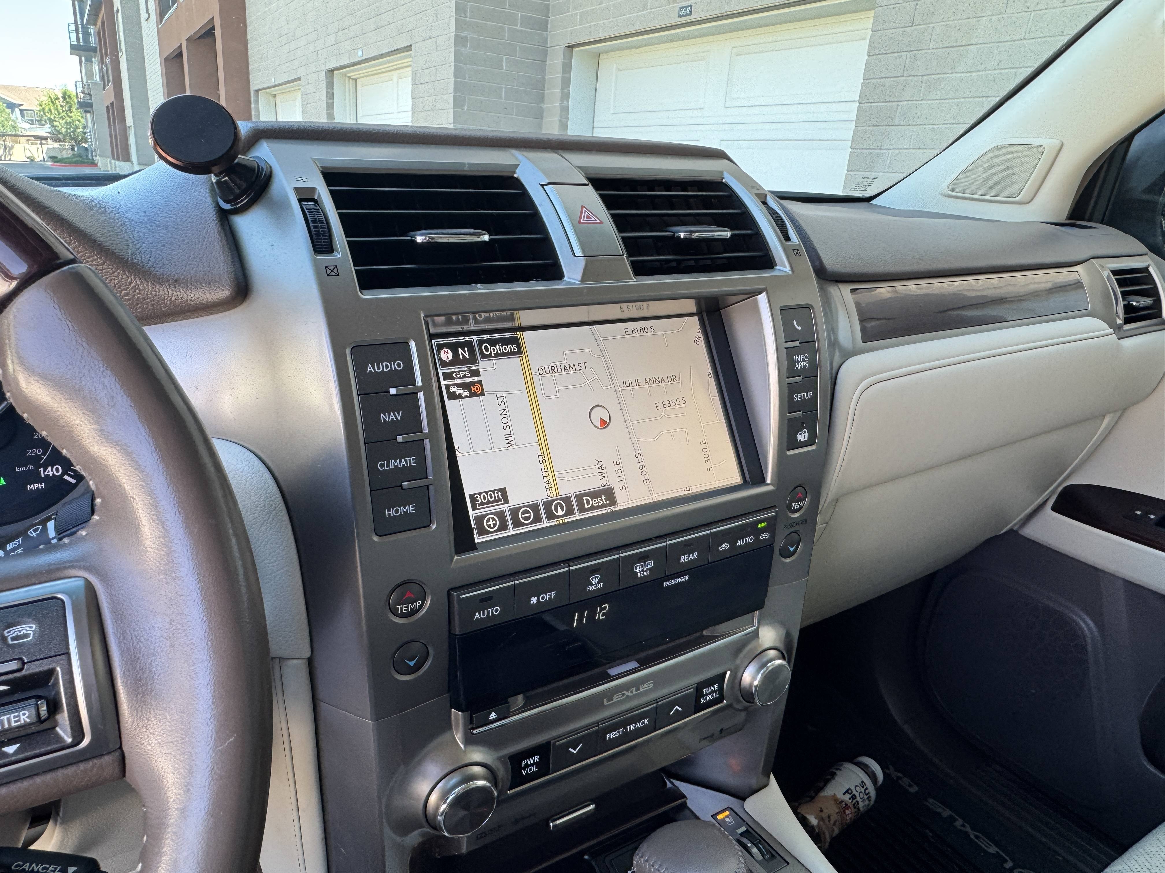 2014 Lexus GX Base - Photo 19