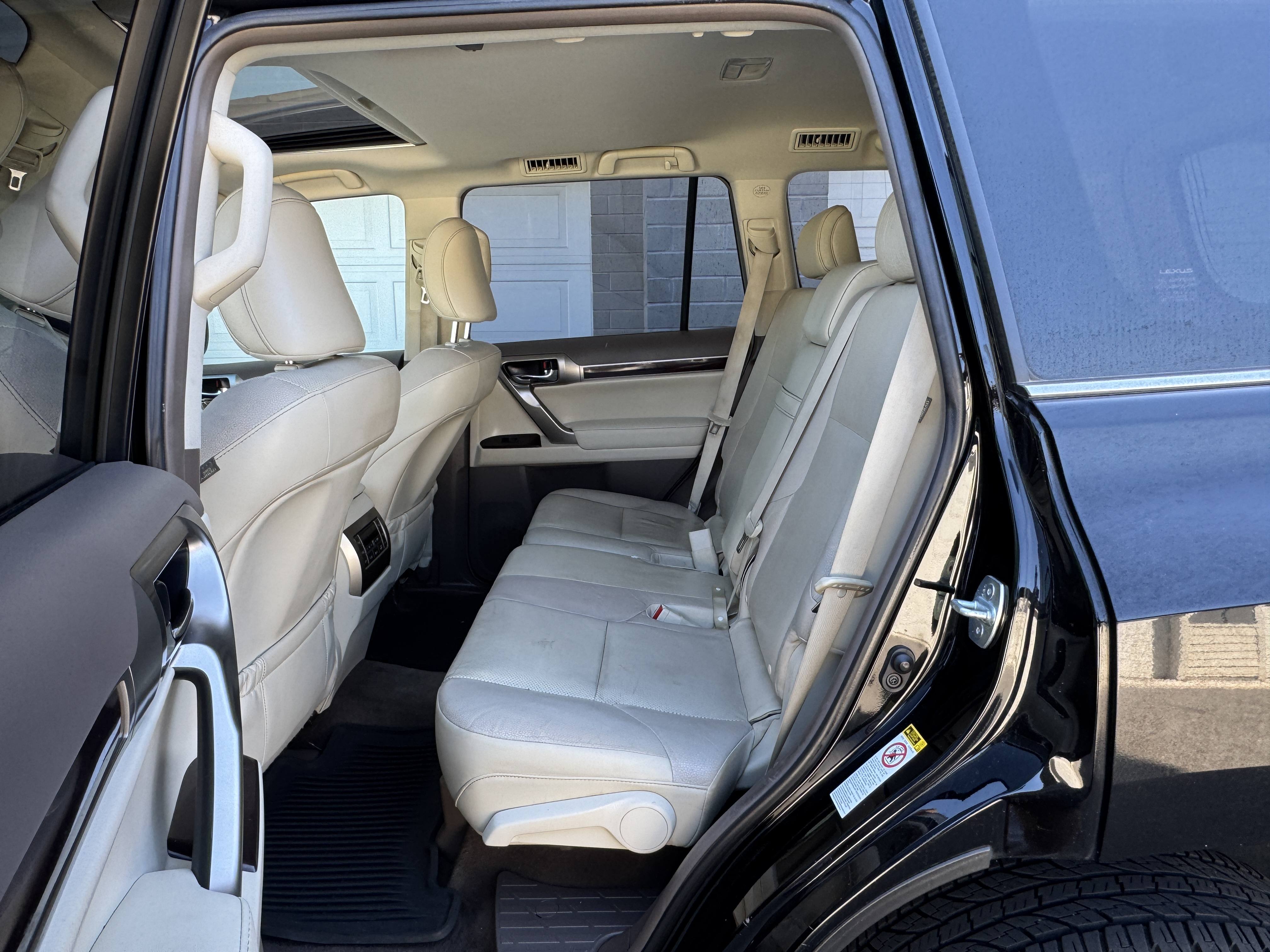2014 Lexus GX Base - Photo 23