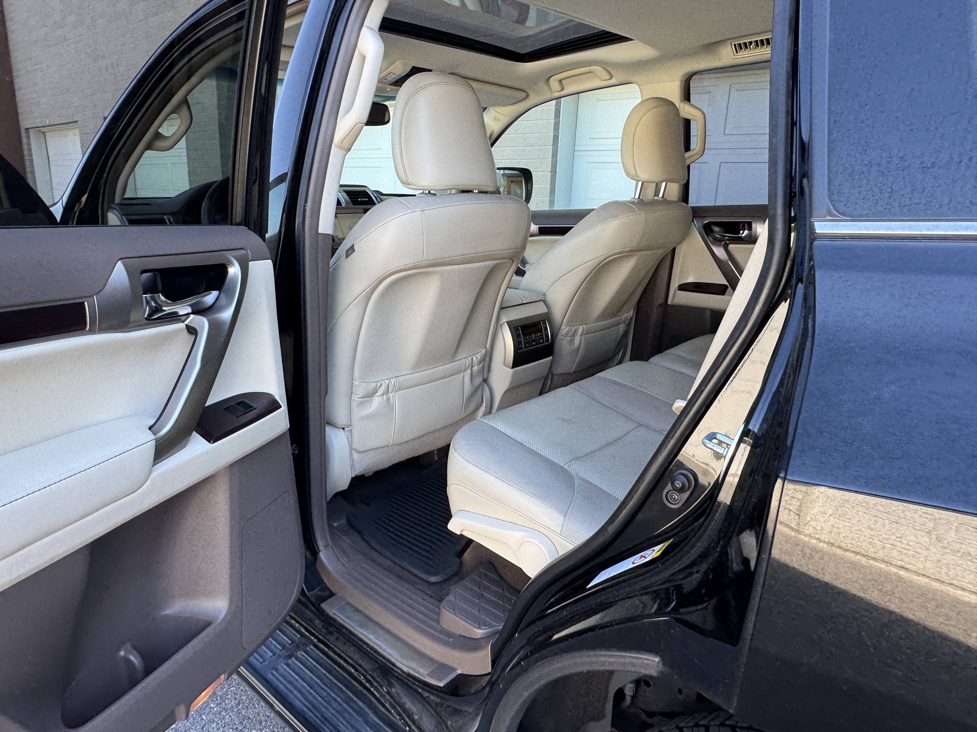 2014 Lexus GX Base - Photo 26