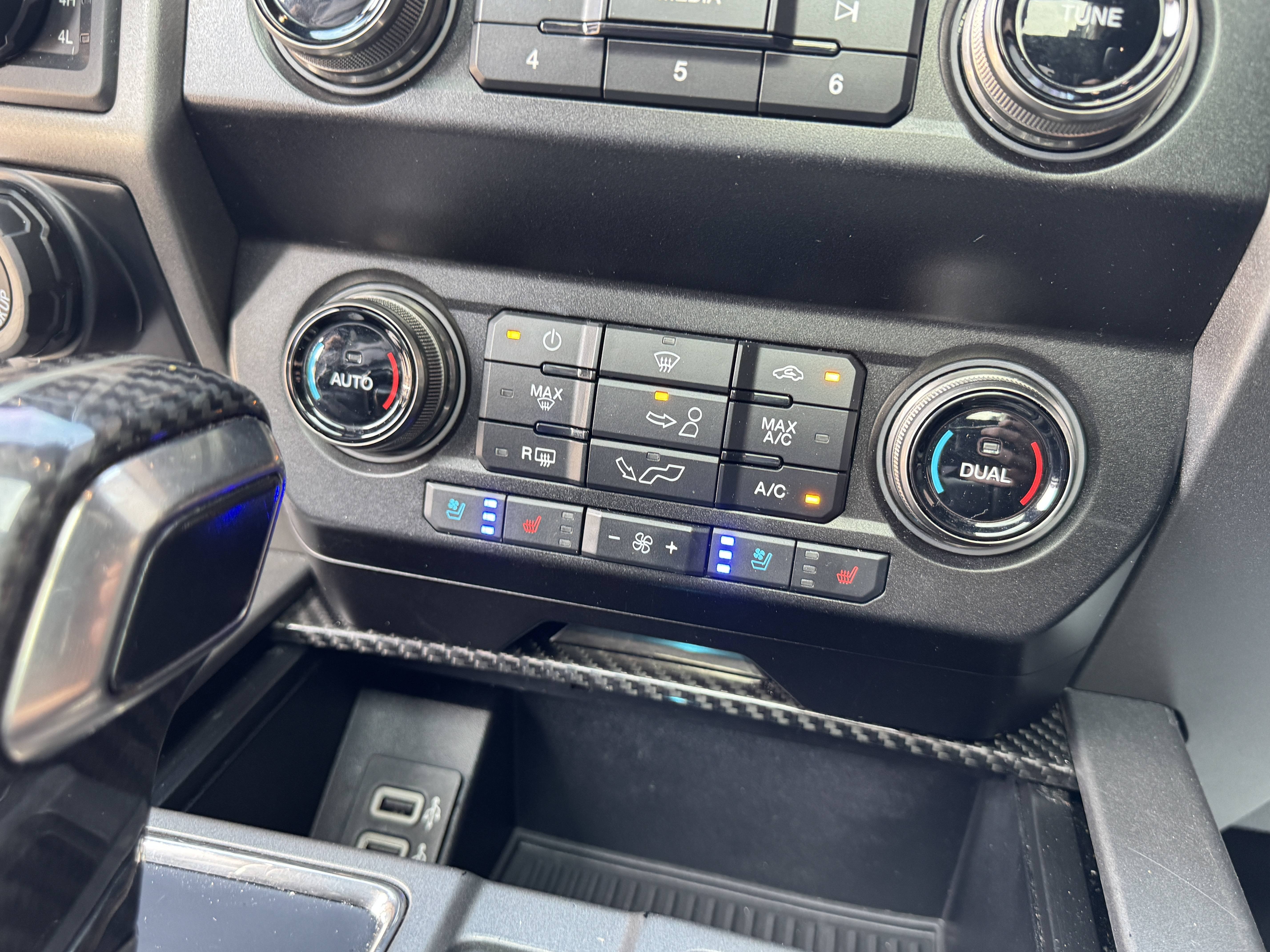 2020 Ford F-150 Raptor Raptor - Photo 25