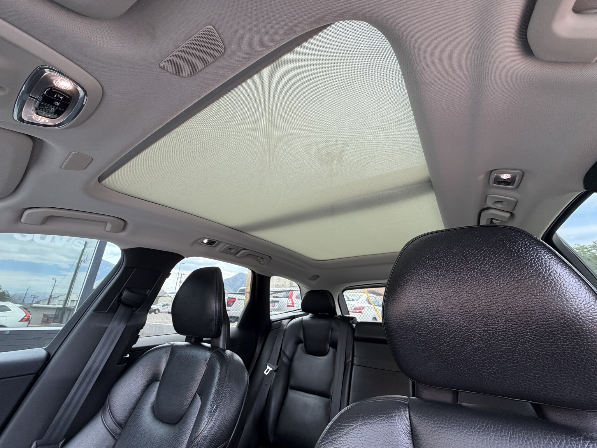 2018 Volvo XC60 Momentum - Photo 15