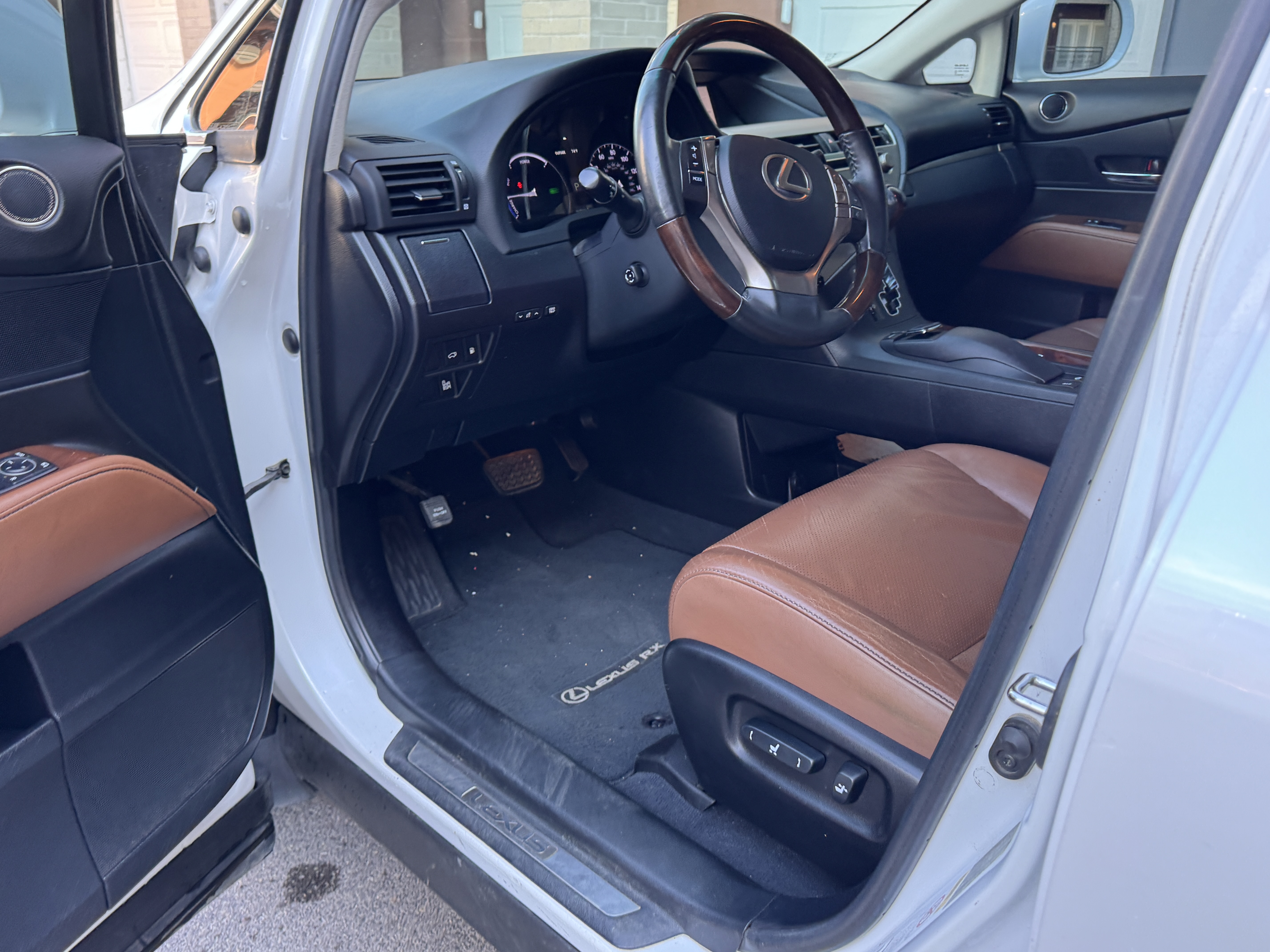 2015 Lexus RX 450h - Photo 14