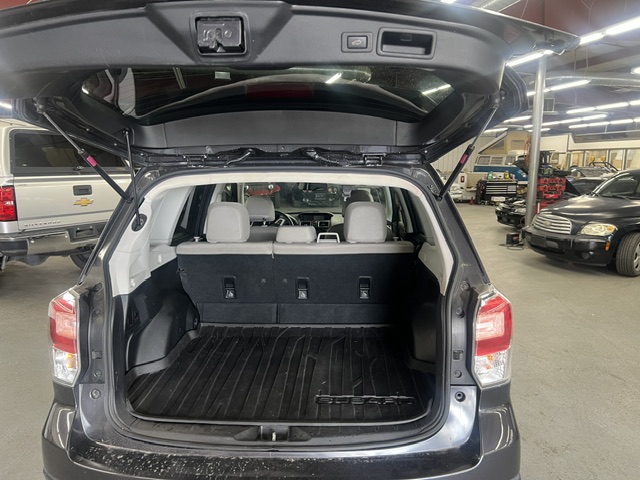 2018 Subaru Forester Limited - Photo 13