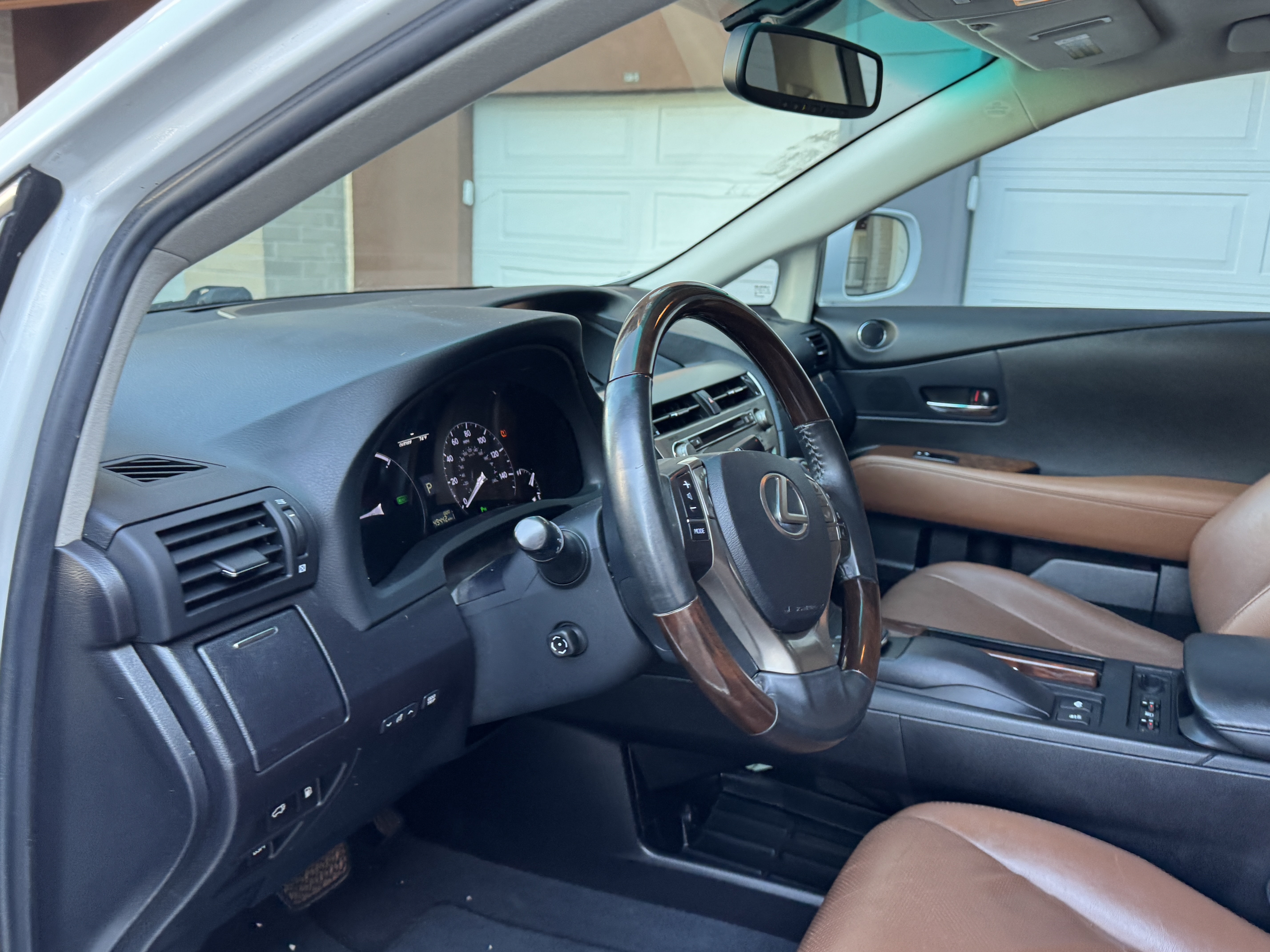 2015 Lexus RX 450h - Photo 16