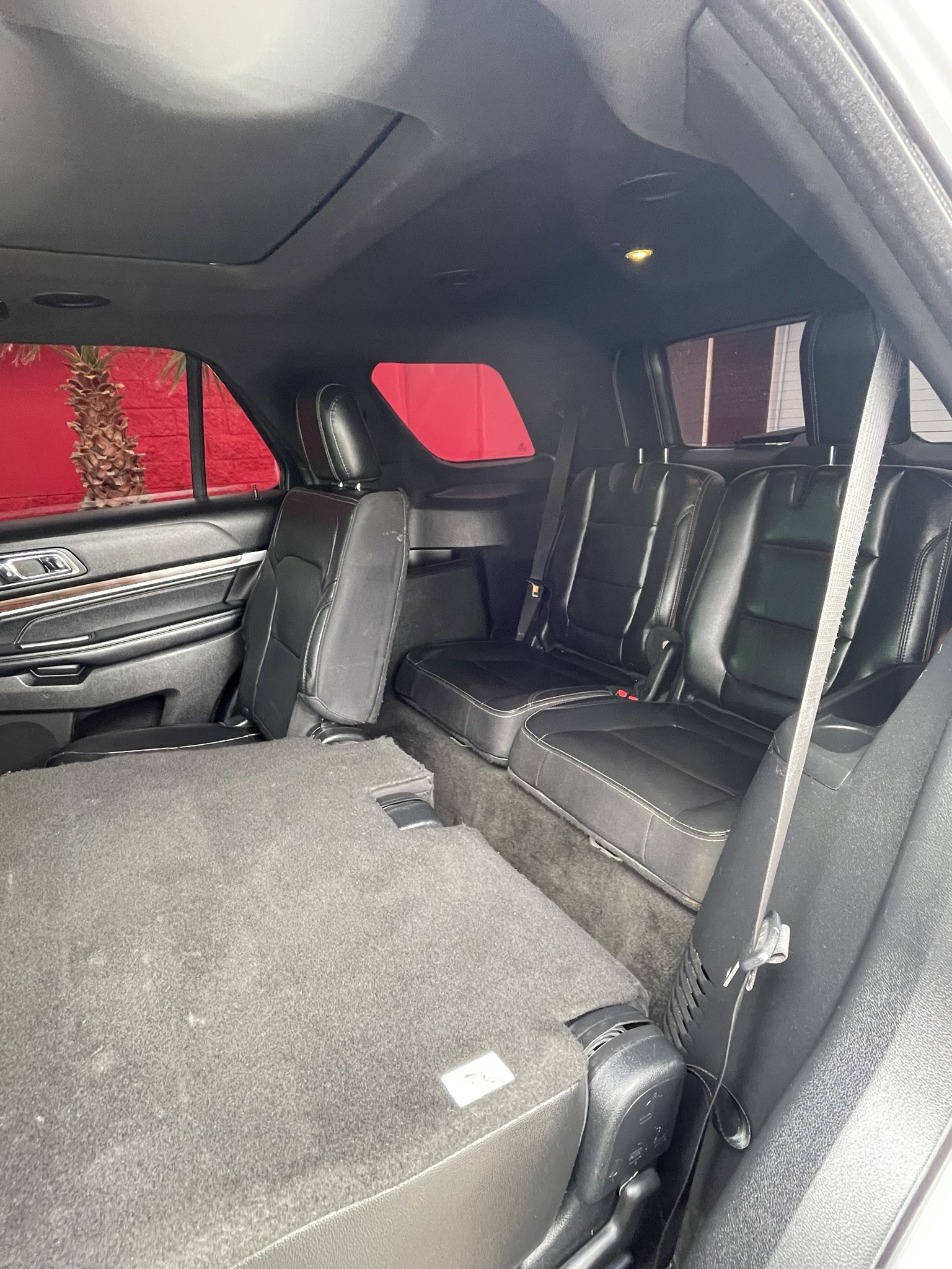 2017 Ford Explorer Limited - Photo 11