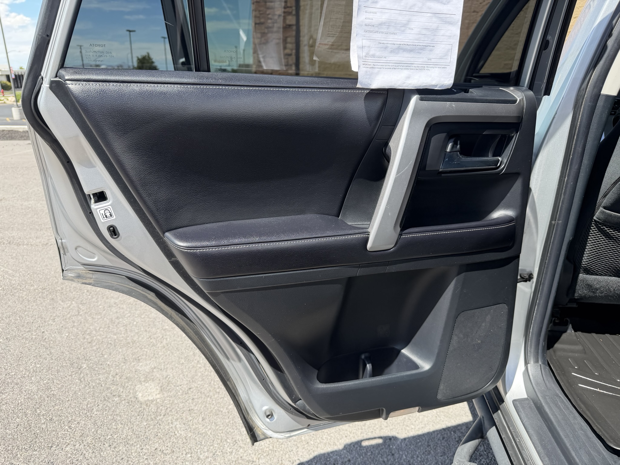 2016 Toyota 4Runner SR5 - Photo 18