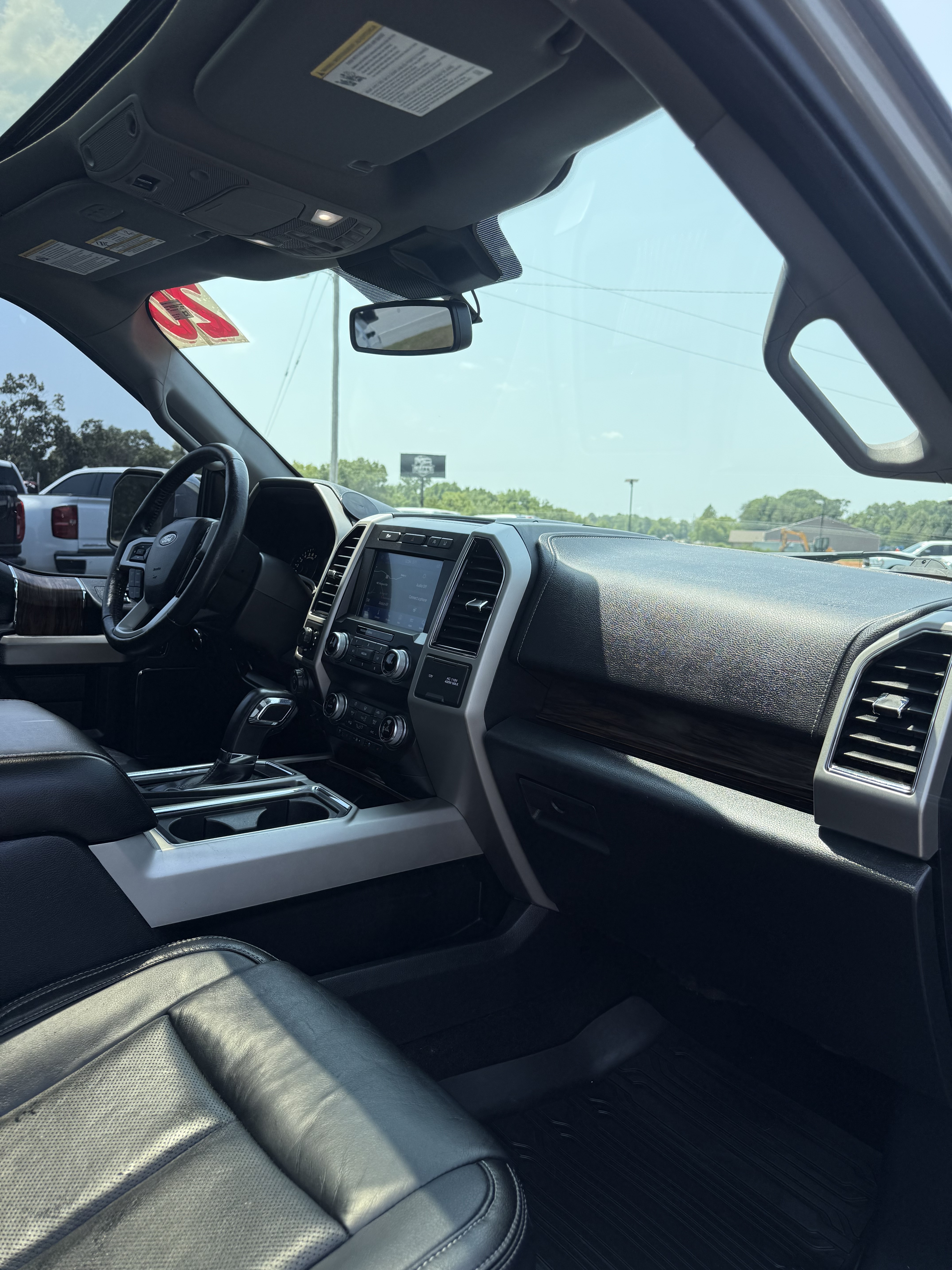 2020 Ford F-150 Lariat - Photo 12