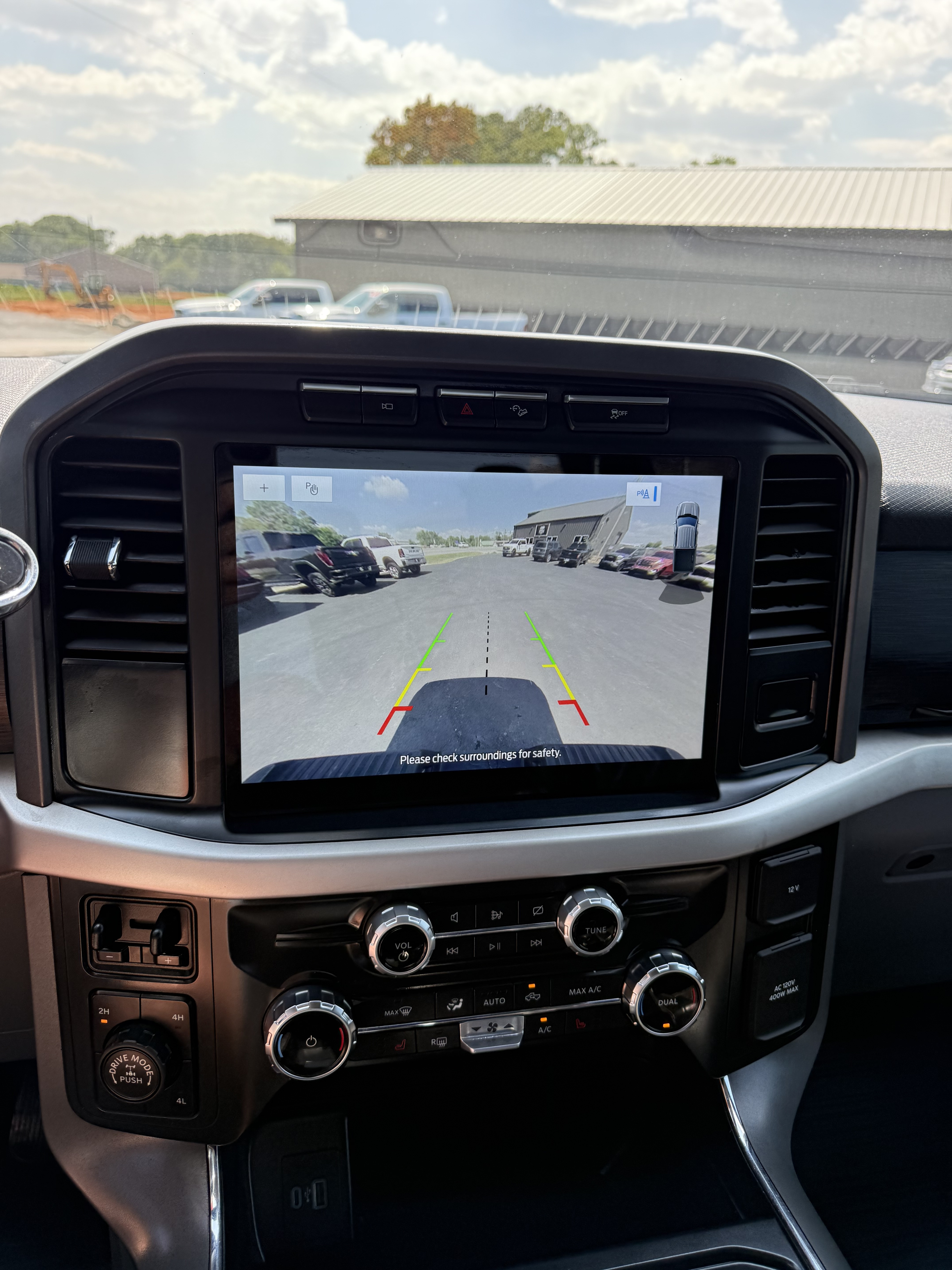 2022 Ford F-150 XLT - Photo 16