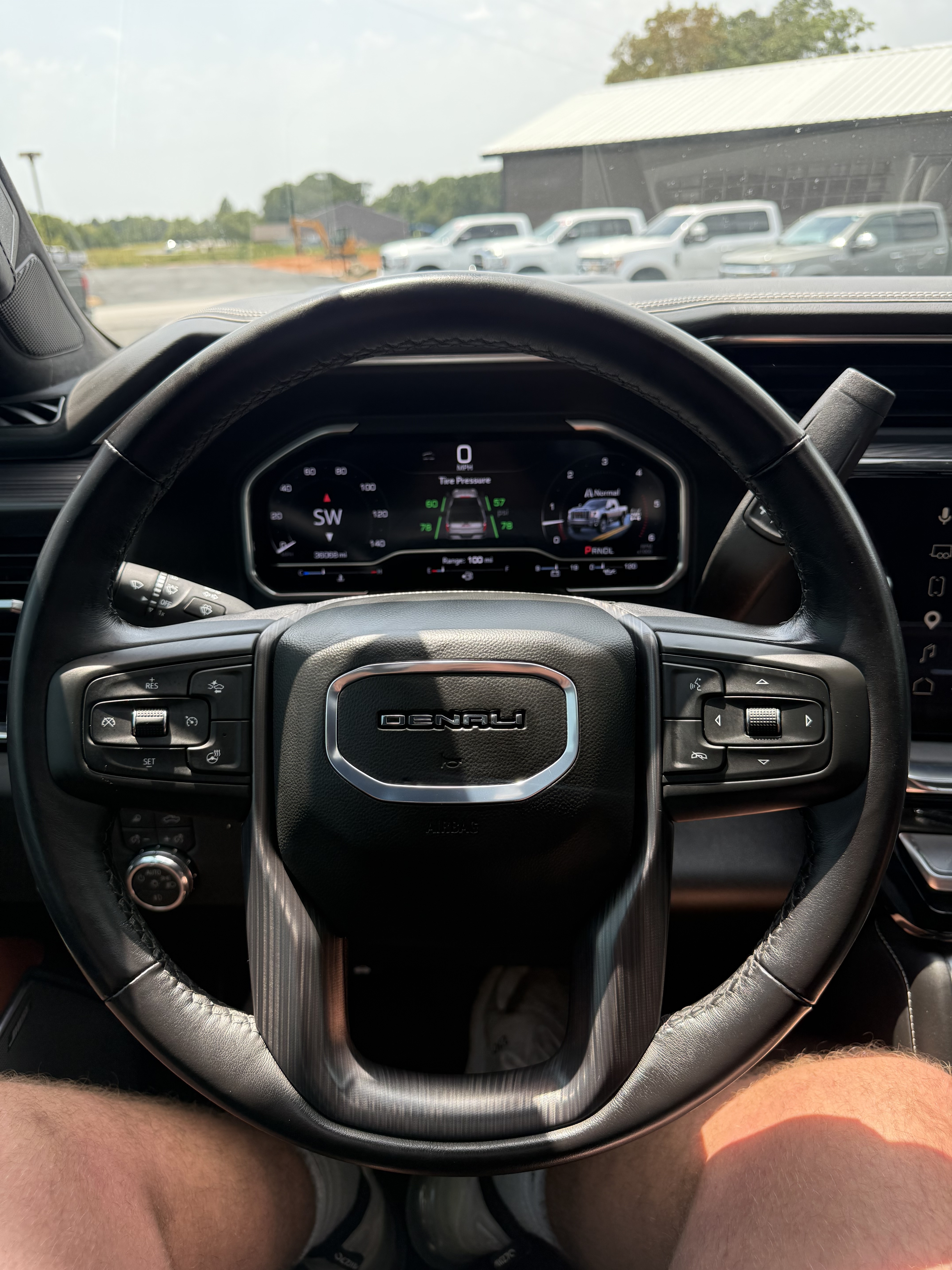 2025 GMC Sierra 2500HD Denali Ultimate - Photo 17