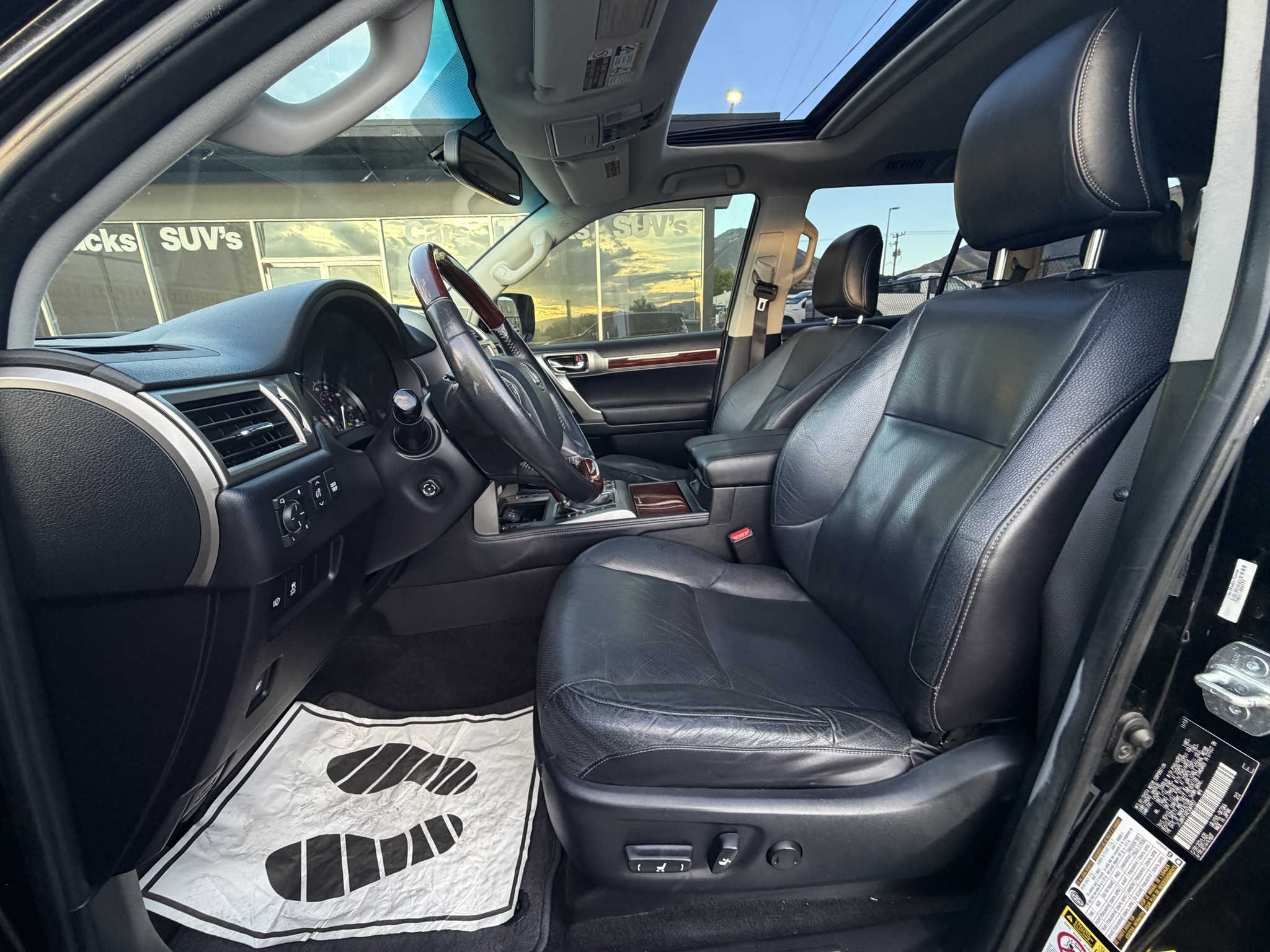 2014 Lexus GX Base - Photo 11