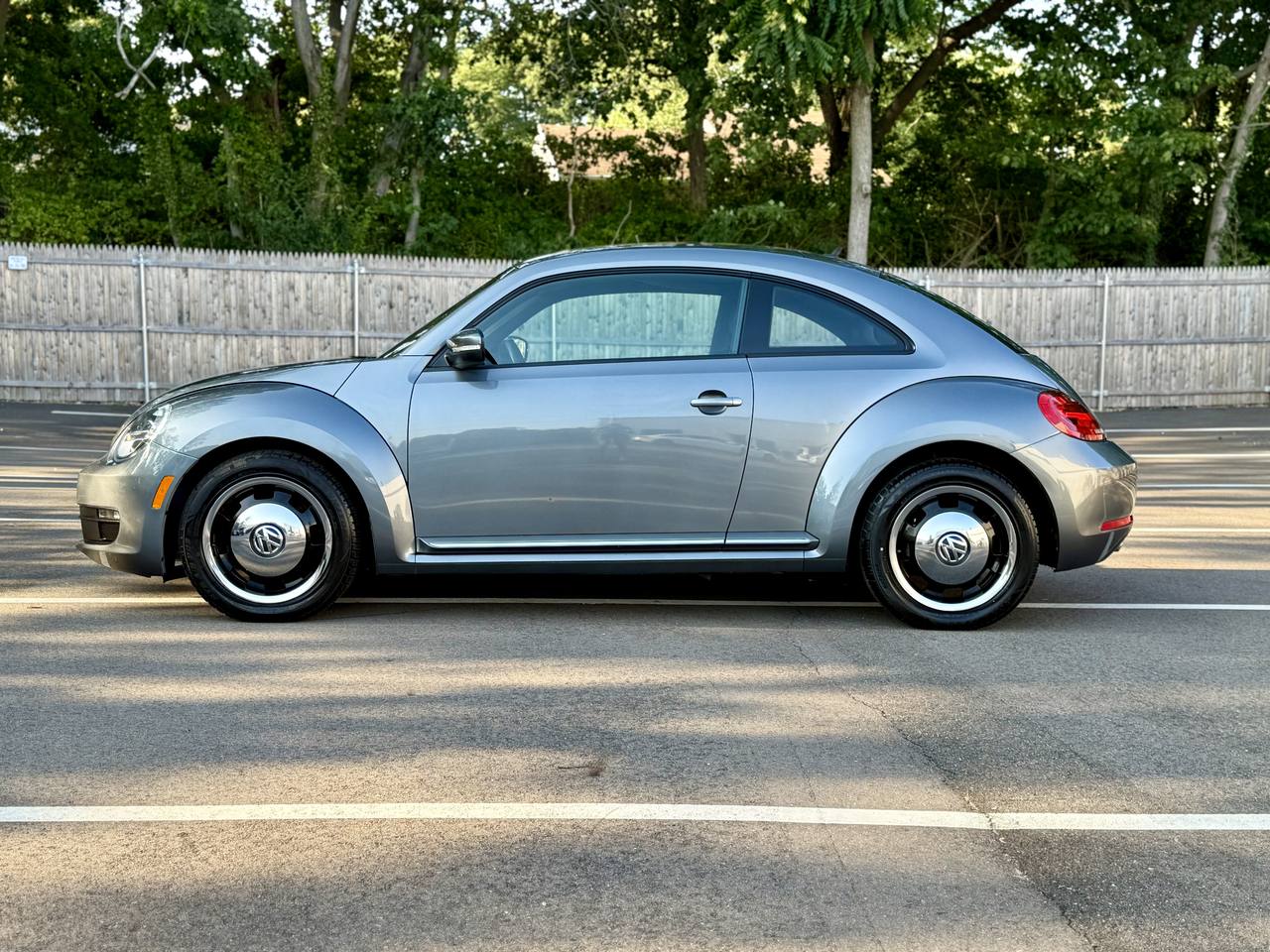 2012 Volkswagen Beetle -'s photo