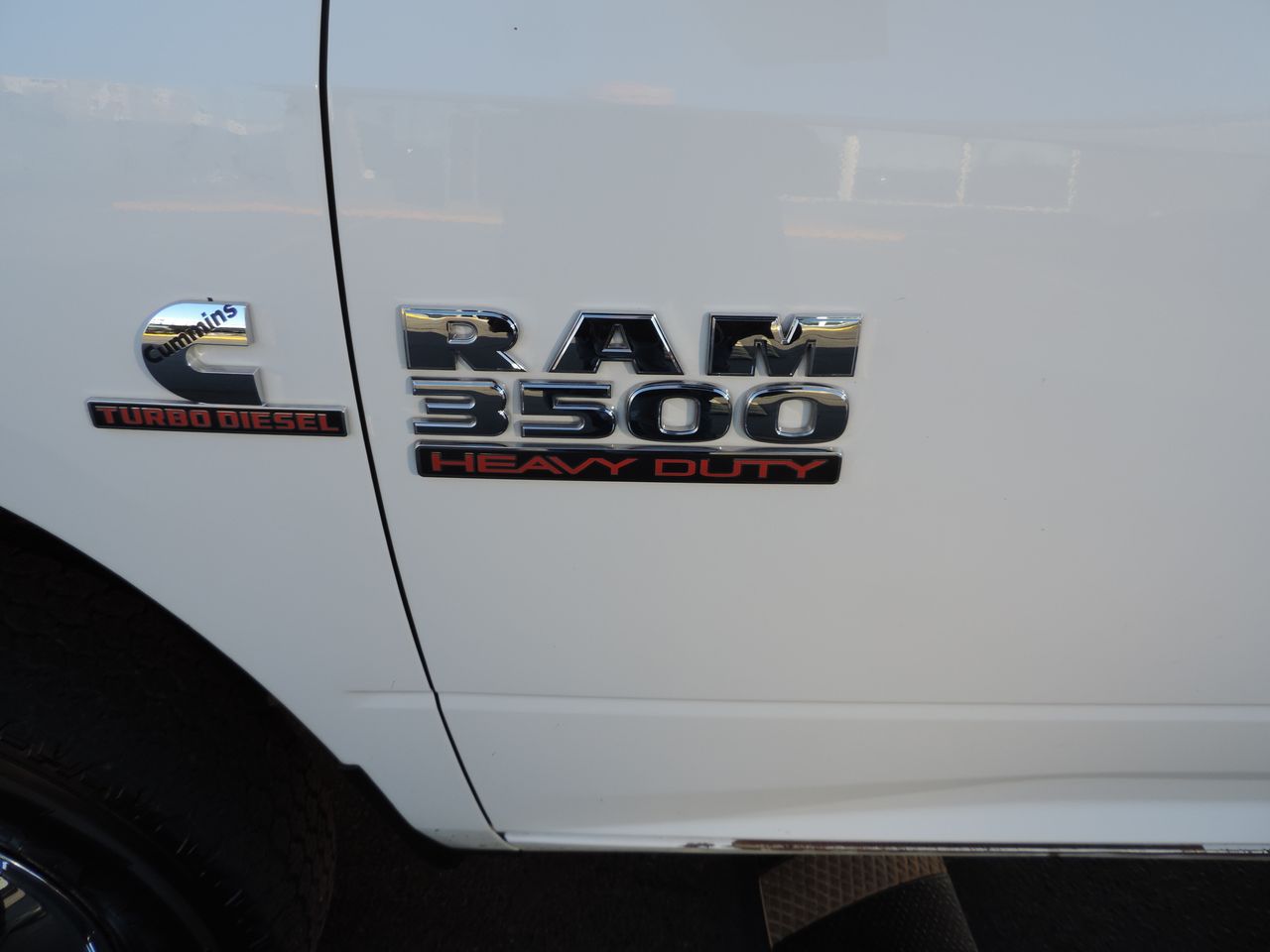 2015 RAM Ram 3500 Chassis Cab Tradesman - Photo 22
