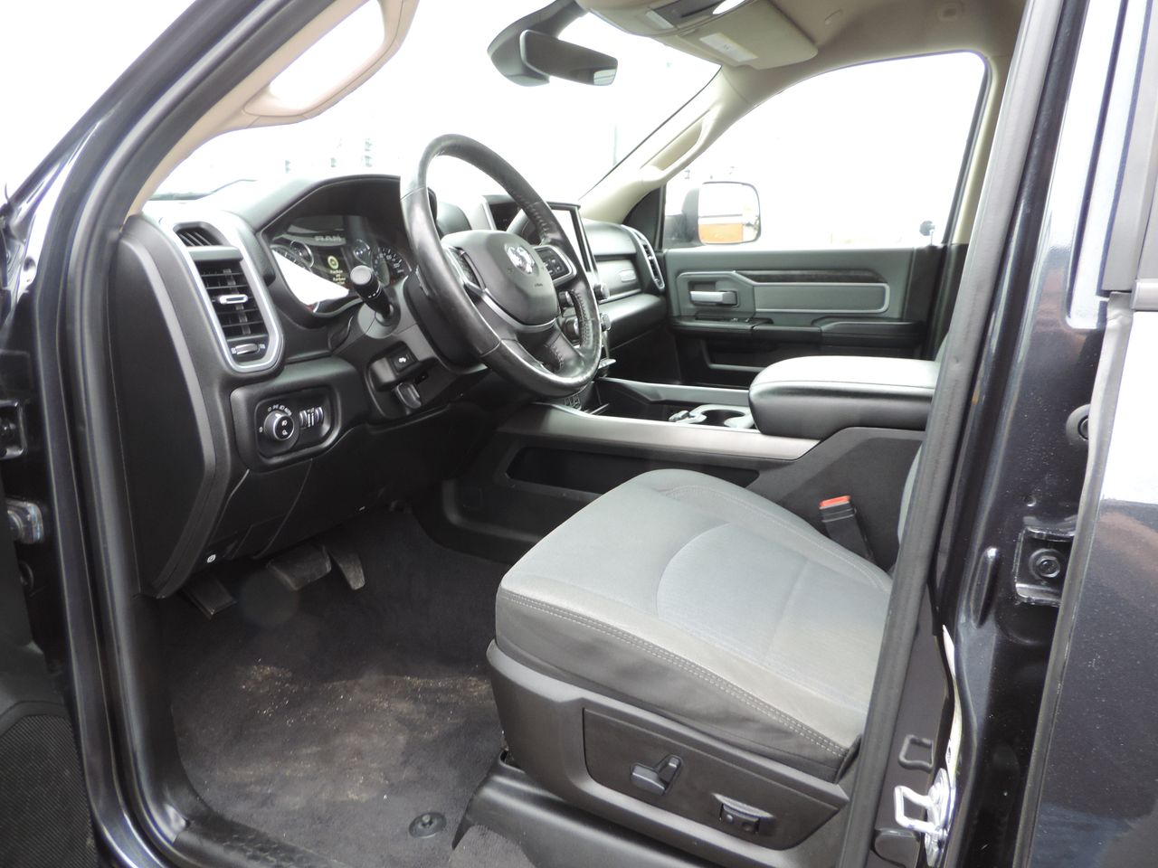 2019 RAM Ram 3500 Pickup Big Horn - Photo 6