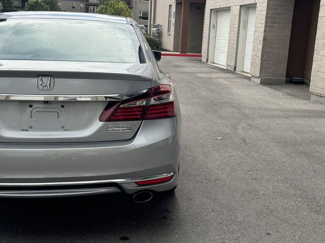 2018 Honda Civic Hatchback LX - Photo 31