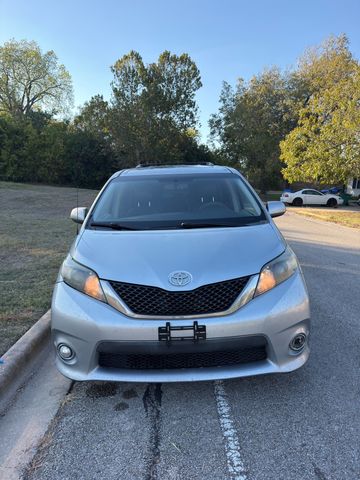 2014 Toyota Sienna