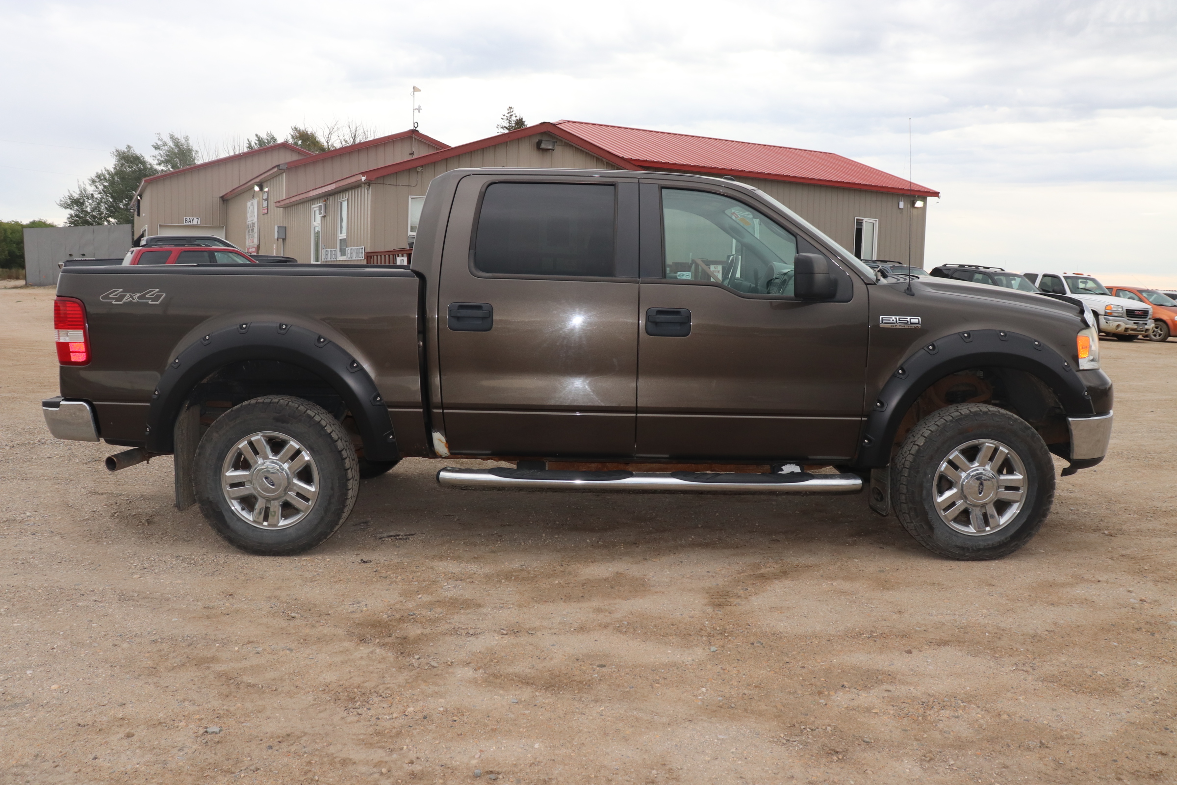 2008 Ford F-150 (R)(G)(6) XL SuperCrew Short Bed 4WD - 4