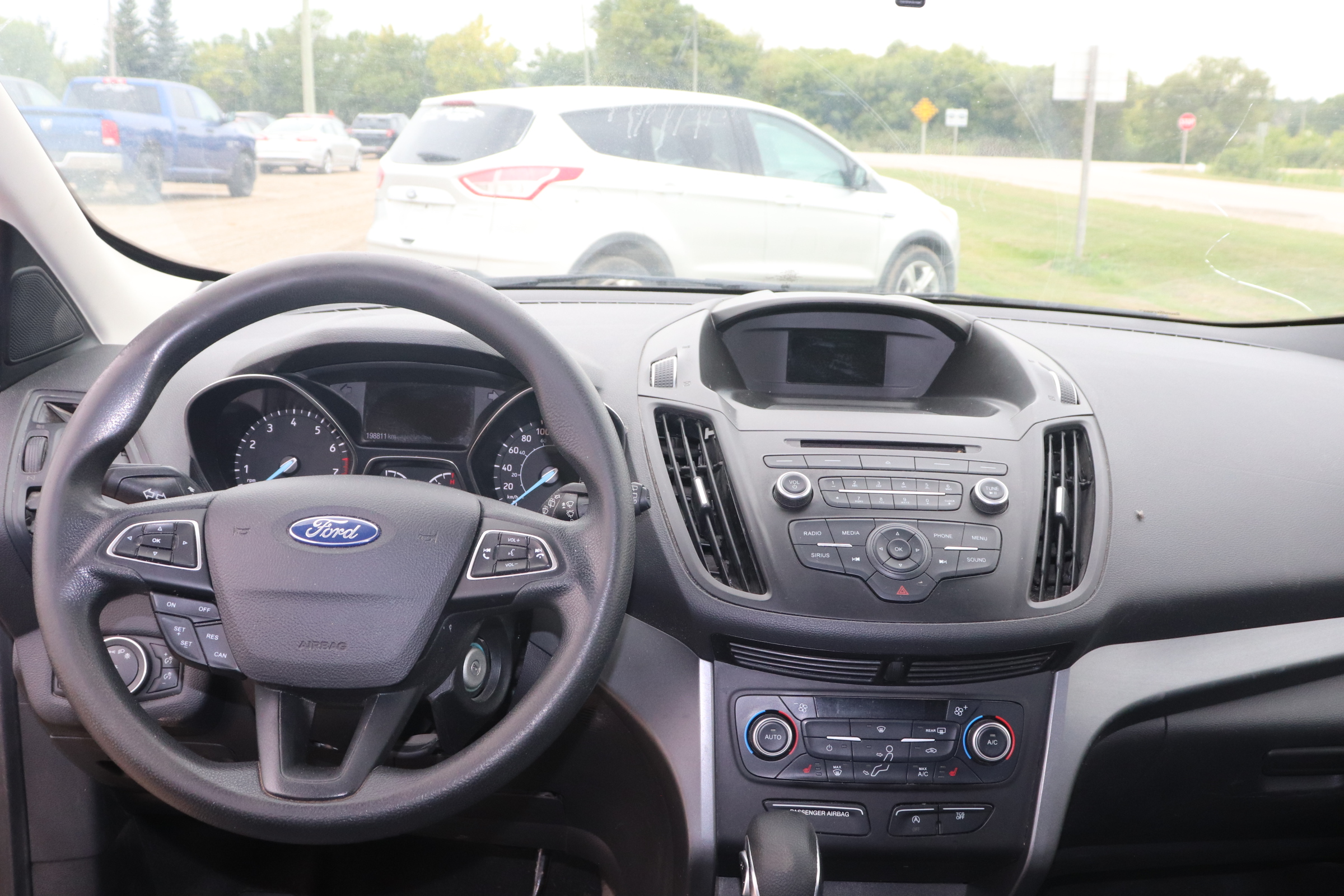 2018 Ford Escape (R)(G)(5) SE FWD - 13
