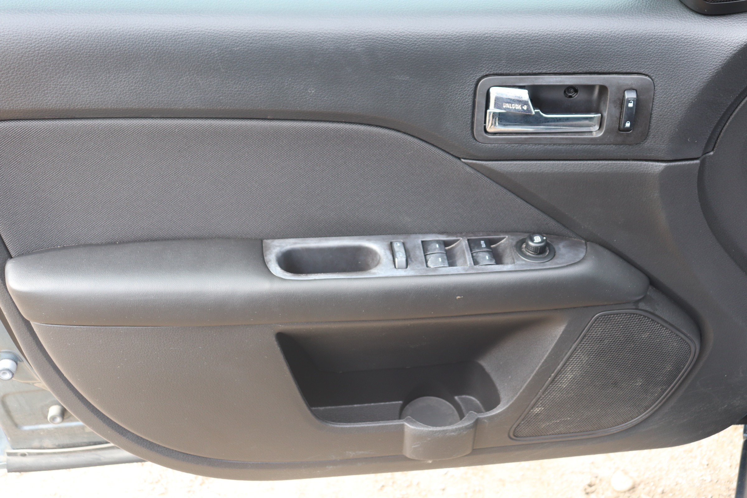 2012 Ford Fusion (R)(D)(5) SE - 10