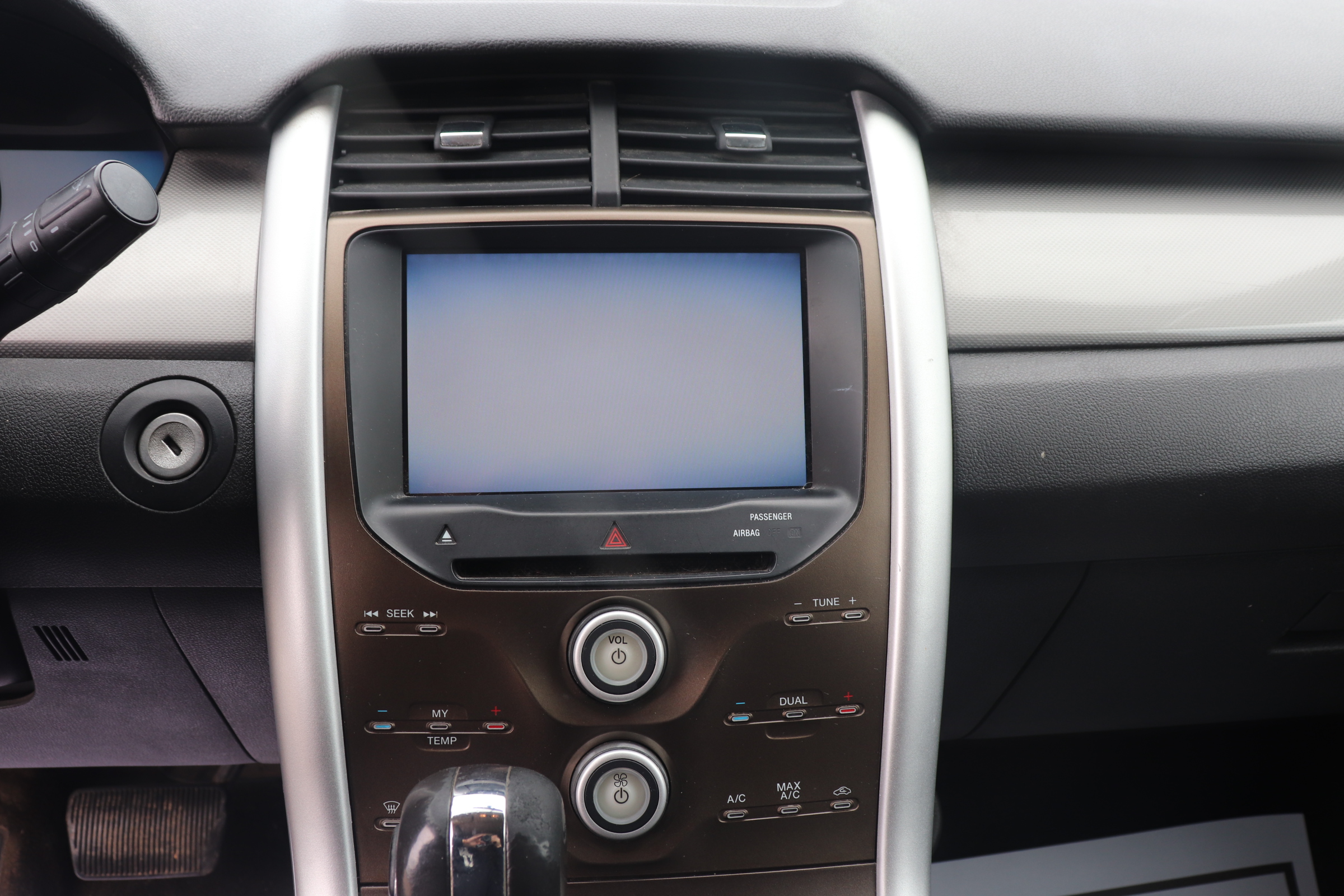 2011 Ford Edge (R)(E)(5) SEL AWD - 10
