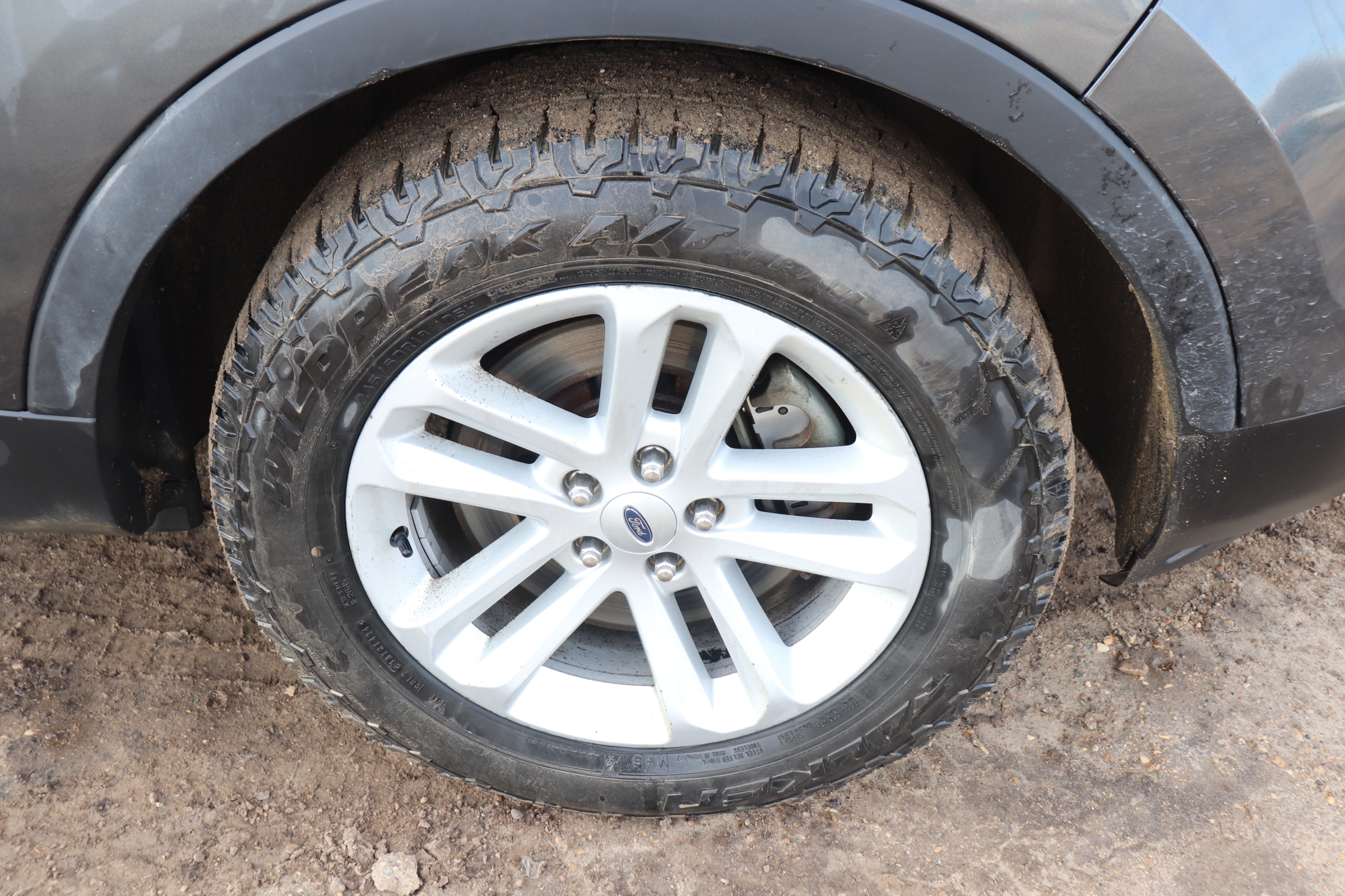 2015 Ford Explorer(G)(I)(7) XLT 4WD - 9