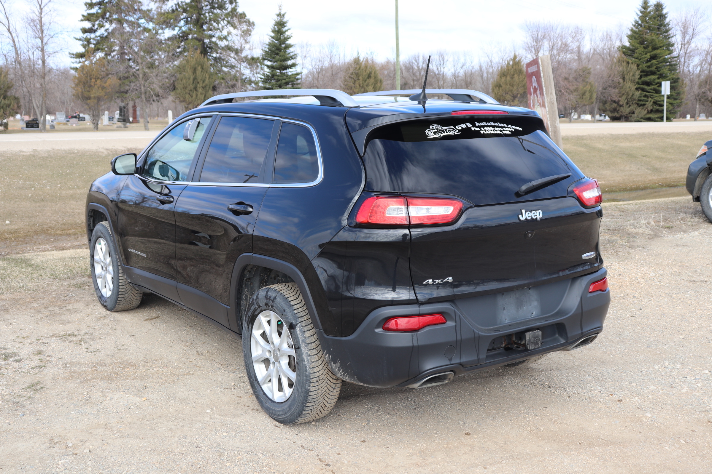2016 Jeep Cherokee (R)(E)(5) Latitude 4WD - 6