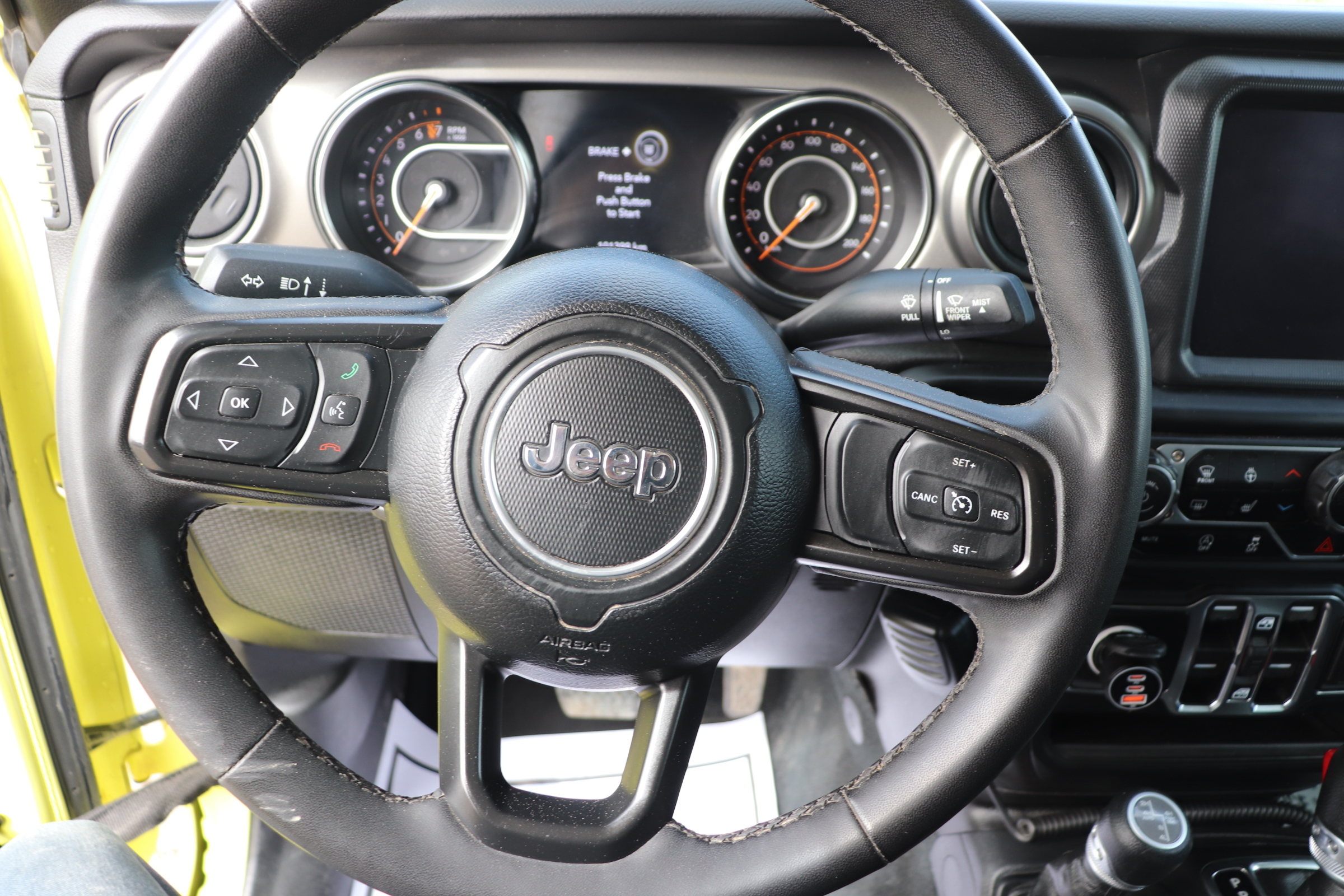 2023 Jeep Gladiator (G)(5) Sport - 12