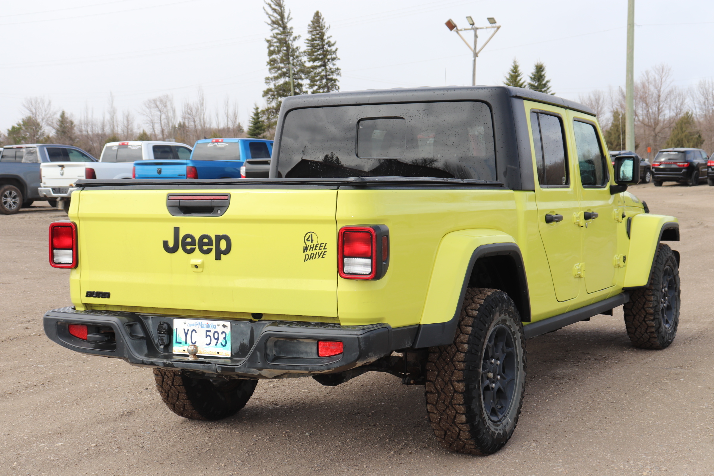 2023 Jeep Gladiator (G)(5) Sport - 4