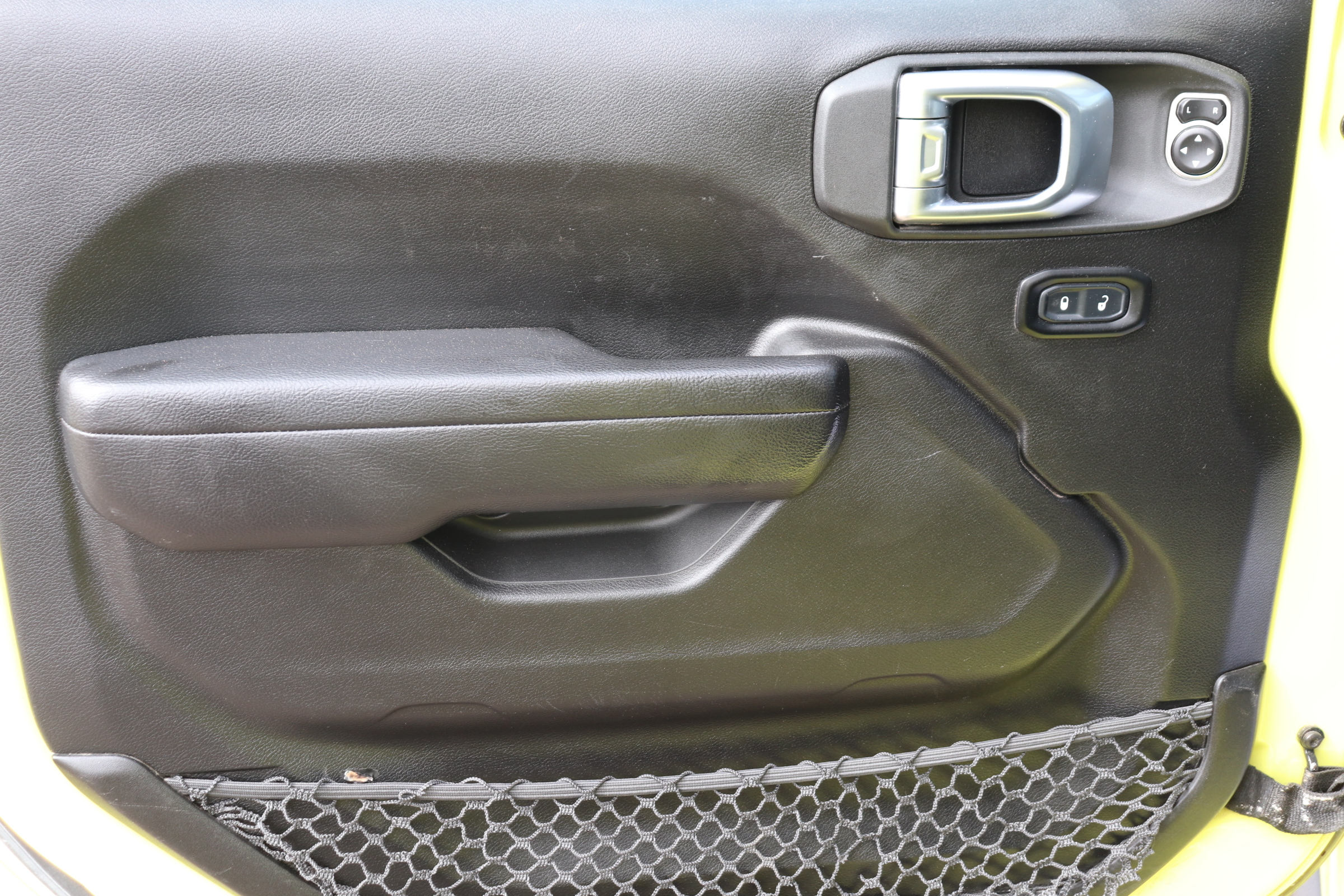 2023 Jeep Gladiator (G)(5) Sport - 9