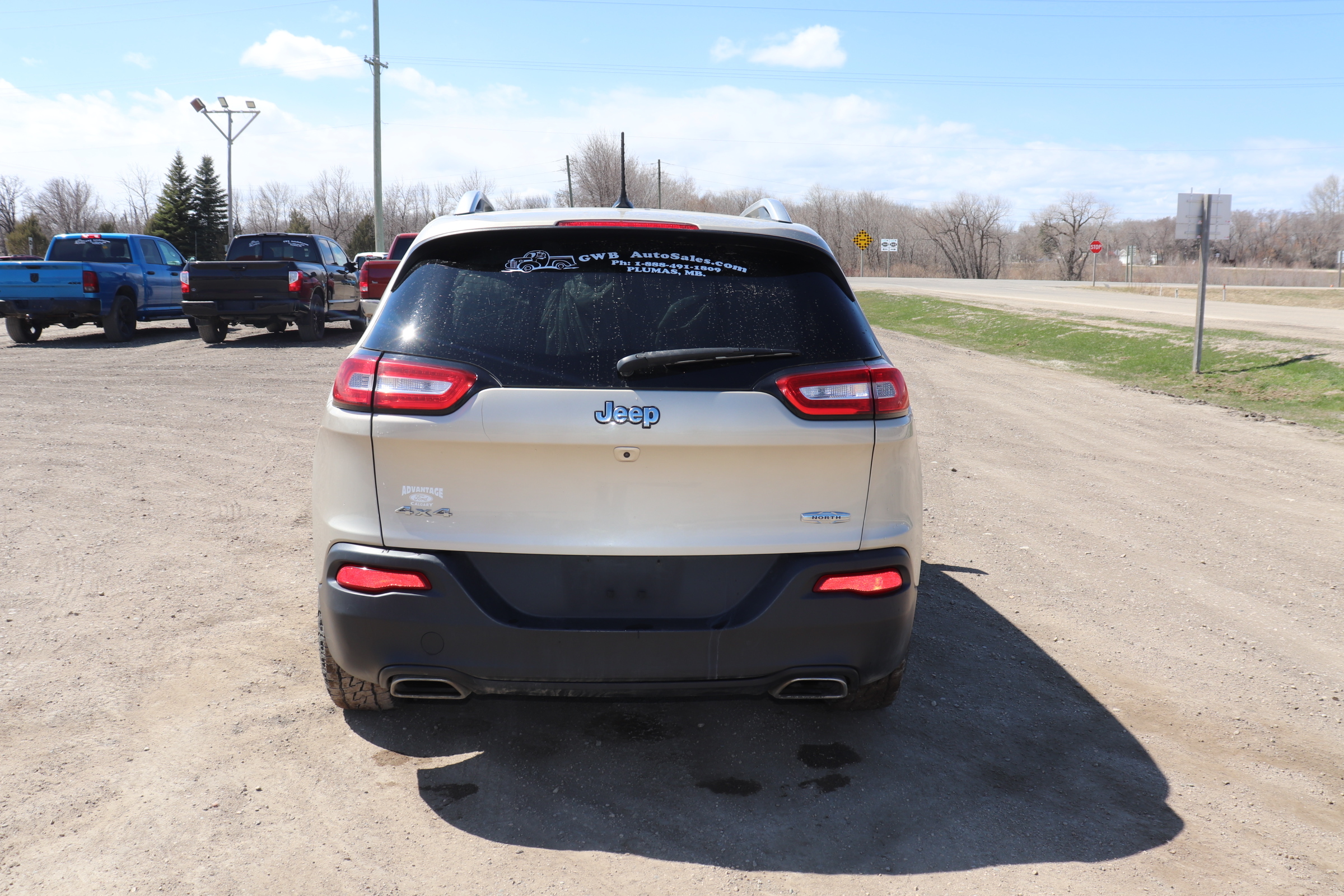 2015 Jeep Cherokee (R)(E)(5) Latitude 4WD - 7