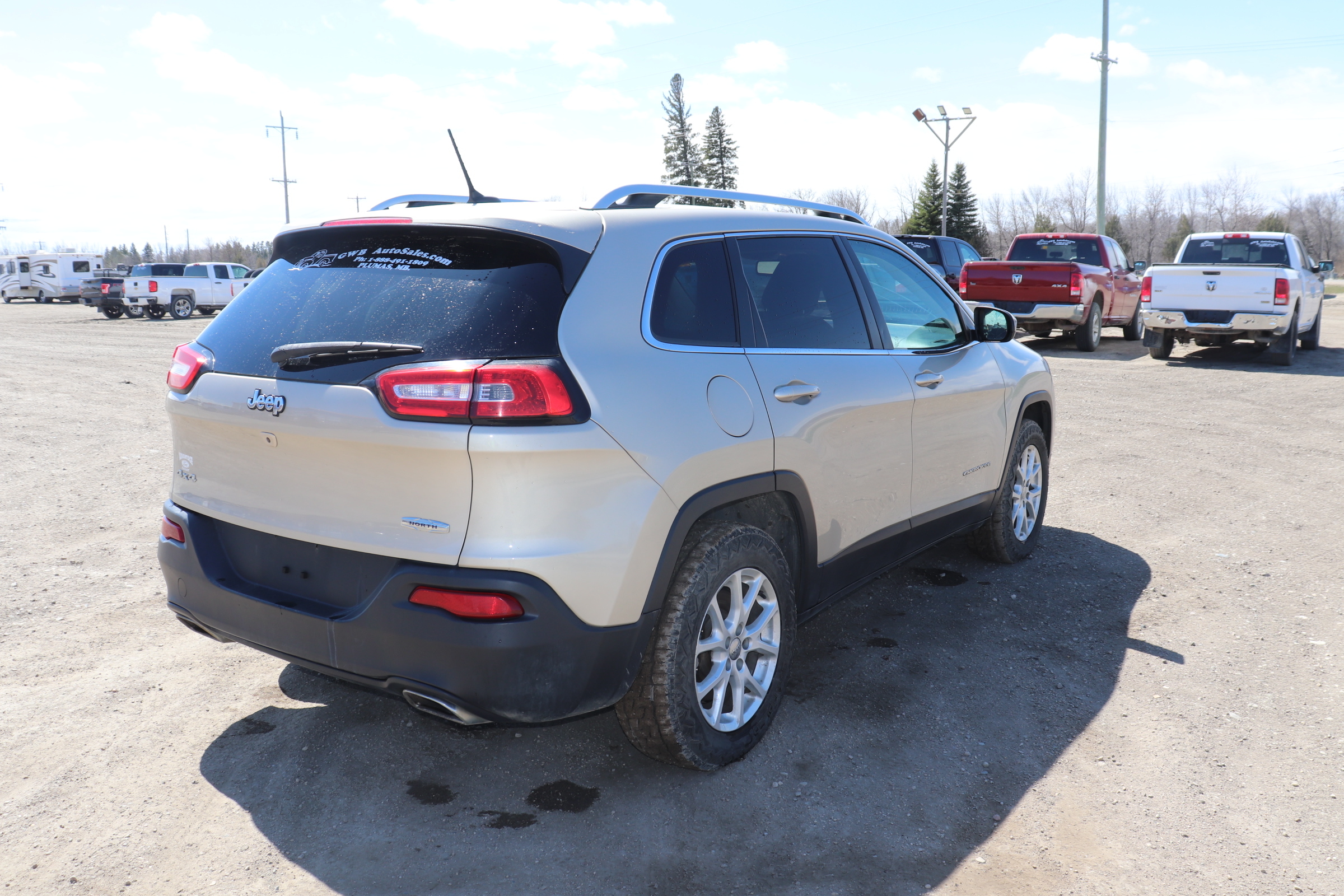 2015 Jeep Cherokee (R)(E)(5) Latitude 4WD - 8