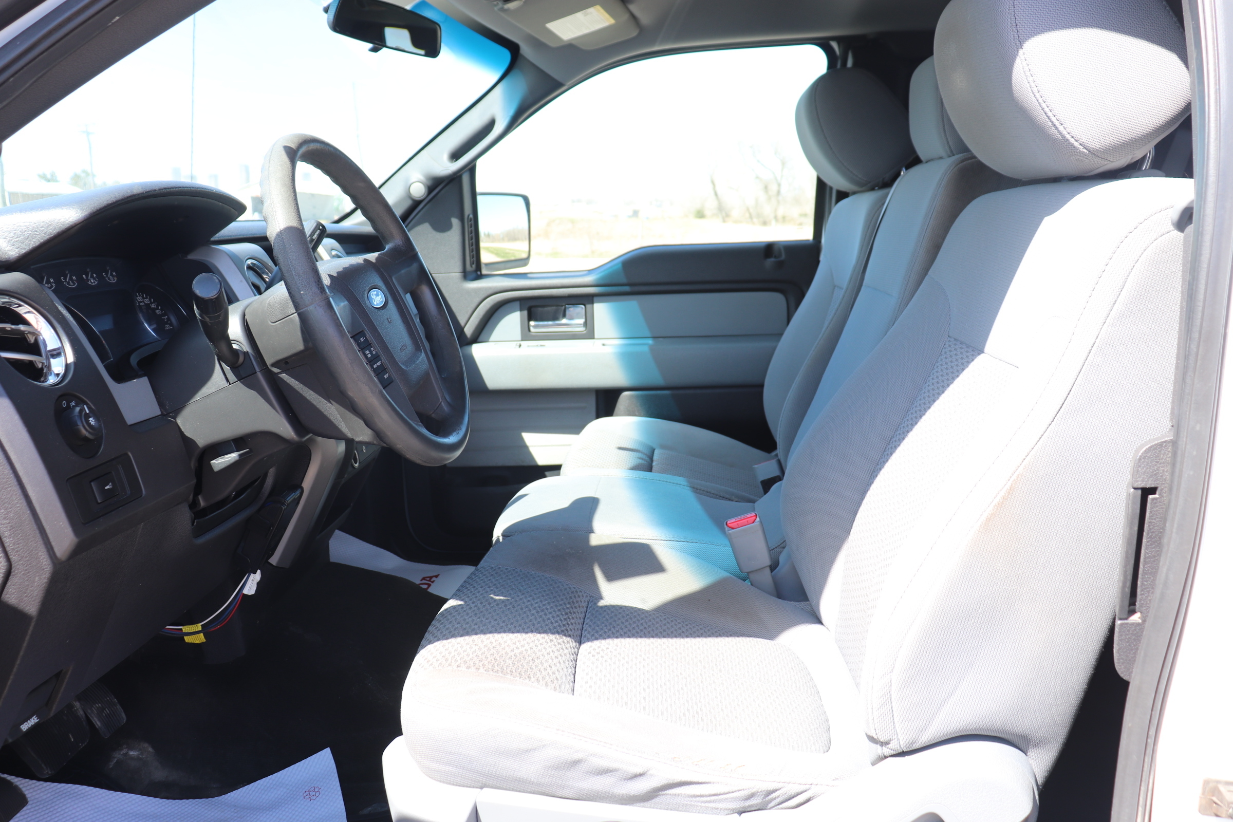 2012 Ford F-150 (Y)(I)(6) XLT SuperCab 6.5-ft. Bed 4WD - 12
