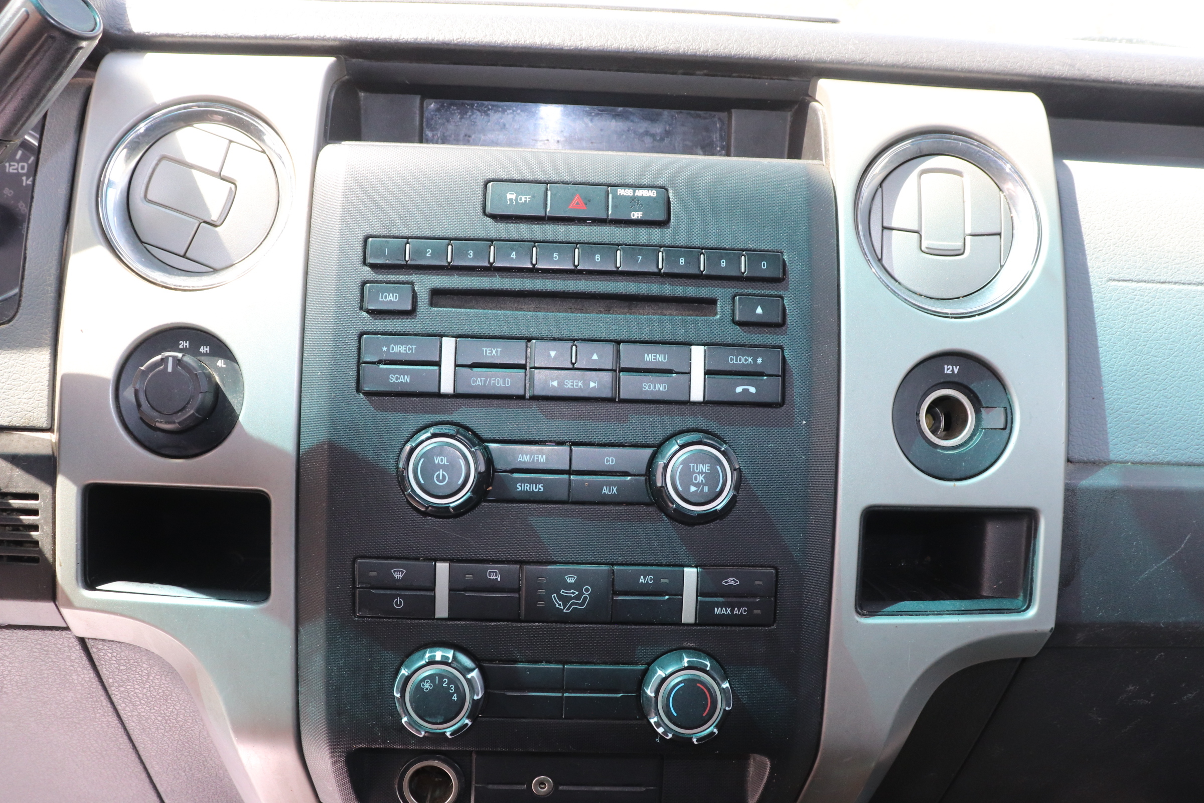 2011 Ford F-150 (G)(I)(6) XLT SuperCrew 6.5-ft. Bed 4WD - 13