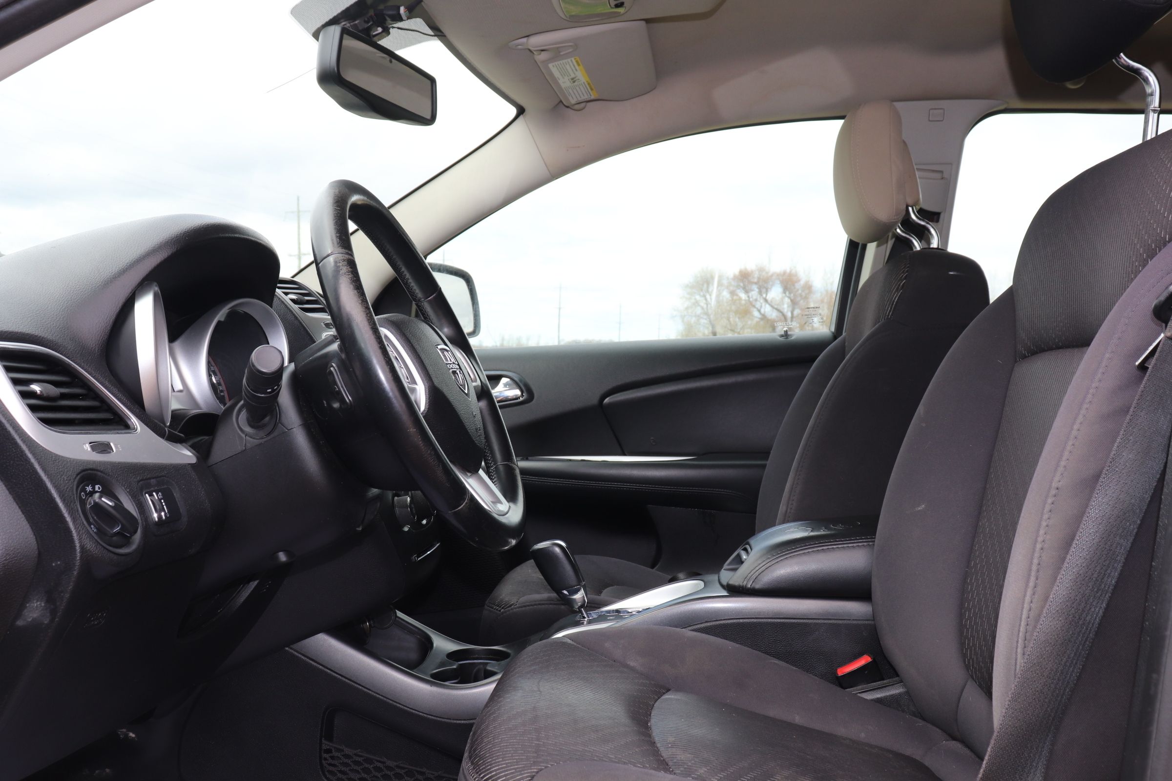 2012 Dodge Journey(R)(C)(5) SE - 11