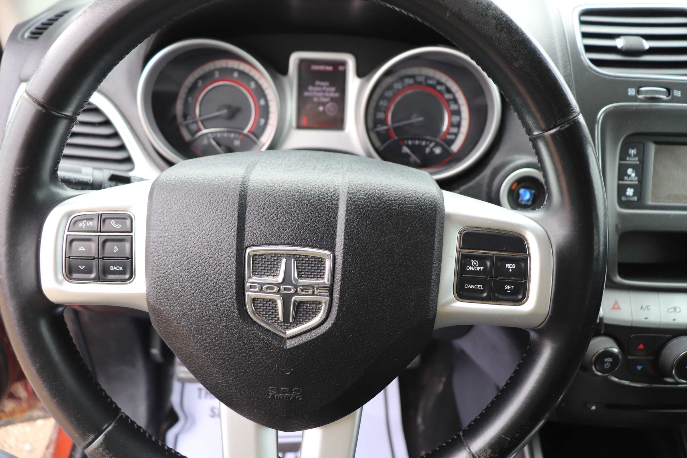 2012 Dodge Journey(R)(C)(5) SE - 12
