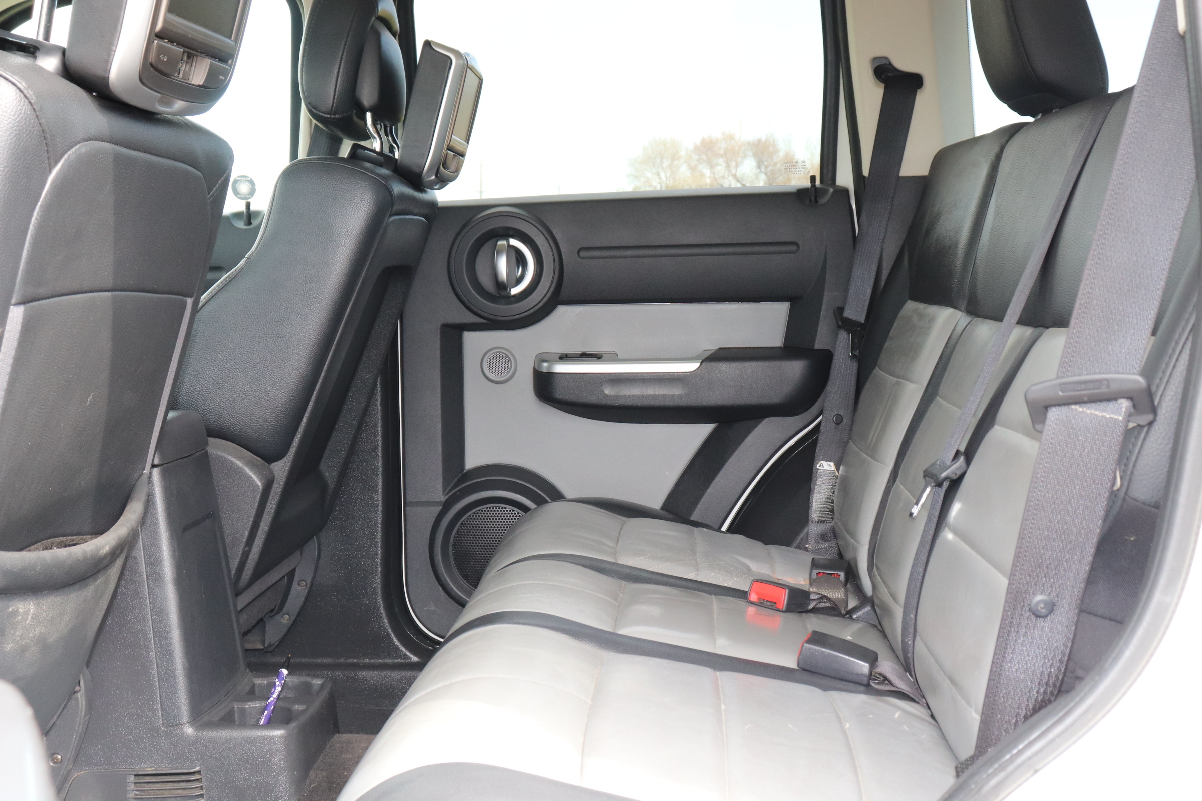 2010 Dodge Nitro (R)(C)(5) SXT 4WD - 14
