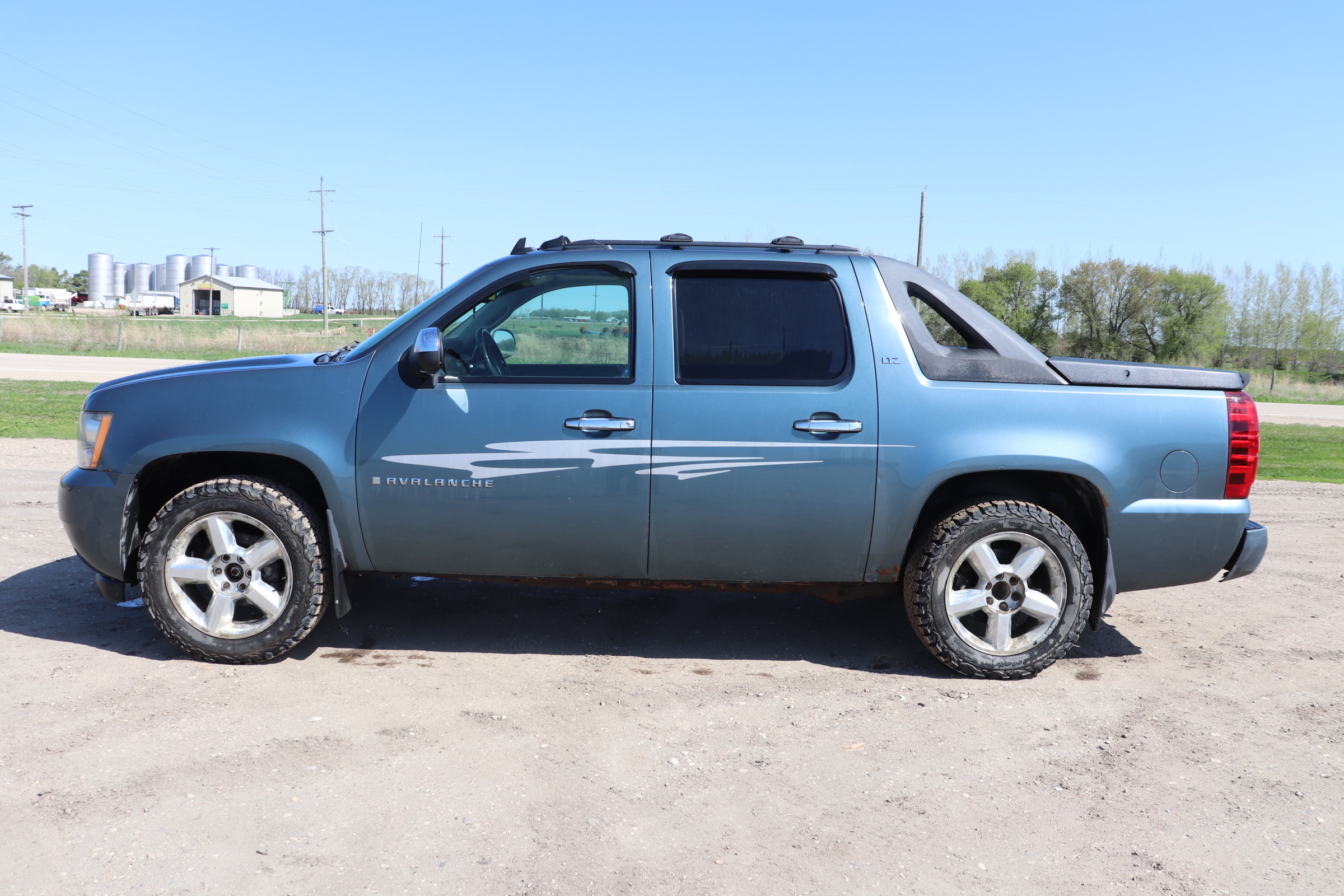 2008 Chevrolet Avalanche (R)(G)(5) LTZ 4WD - 5