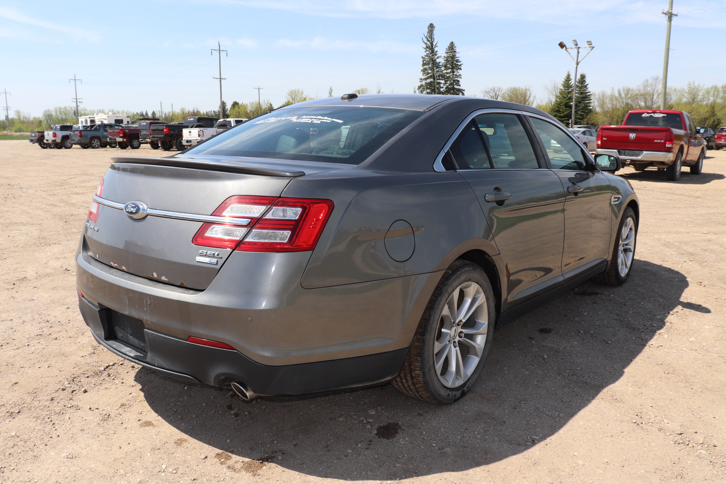 2013 Ford Taurus (R)(D)(5) SEL AWD - 8