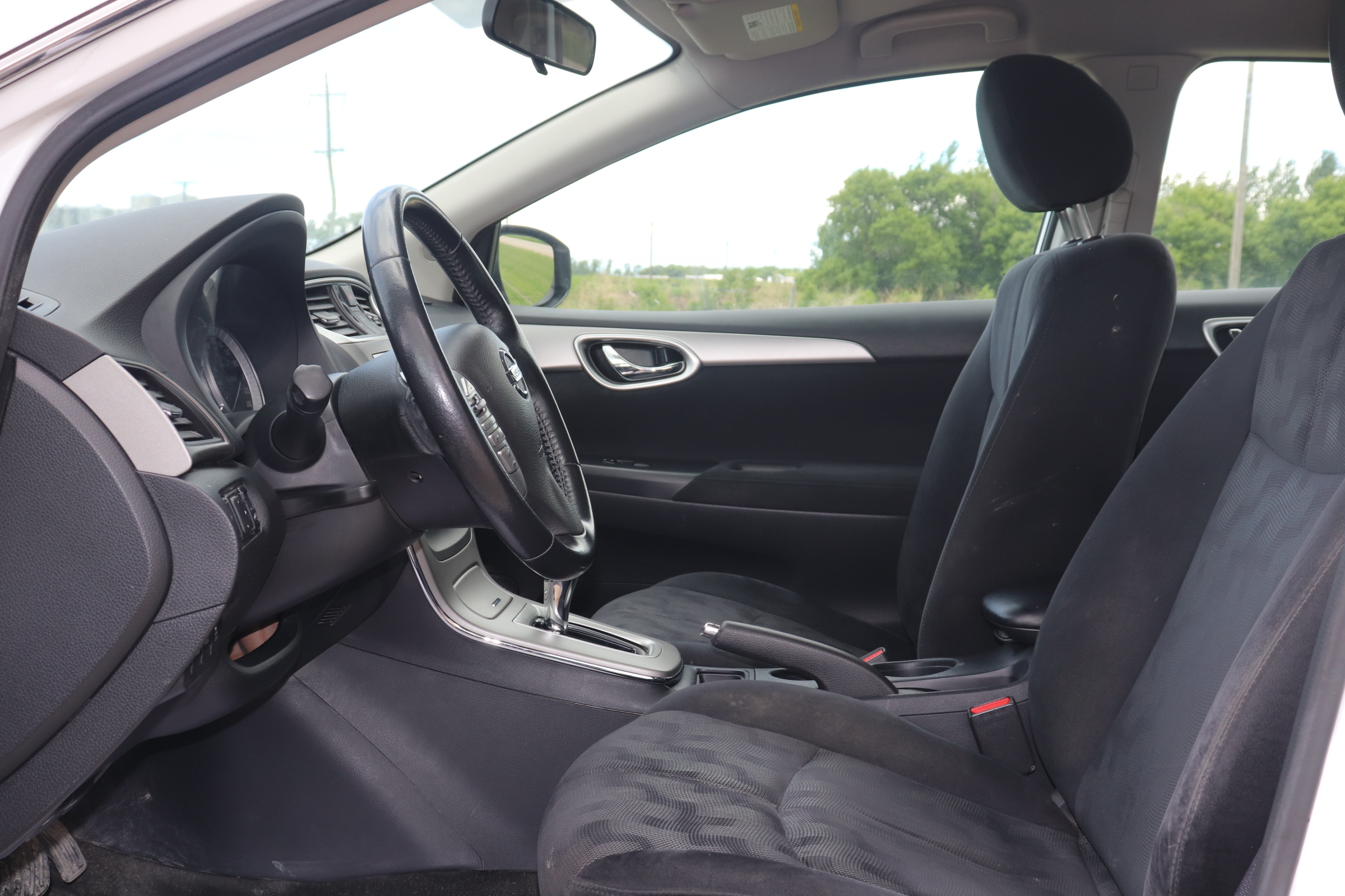 2013 Nissan Sentra (R)(C)(5) SV - 12