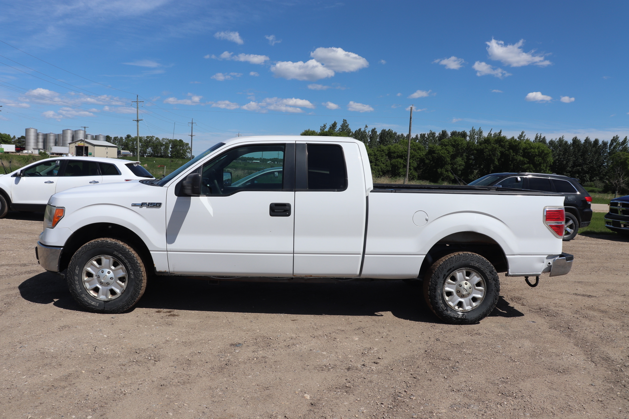 2012 Ford F-150 (Y)(I)(6) XLT SuperCab 6.5-ft. Bed 4WD - 4