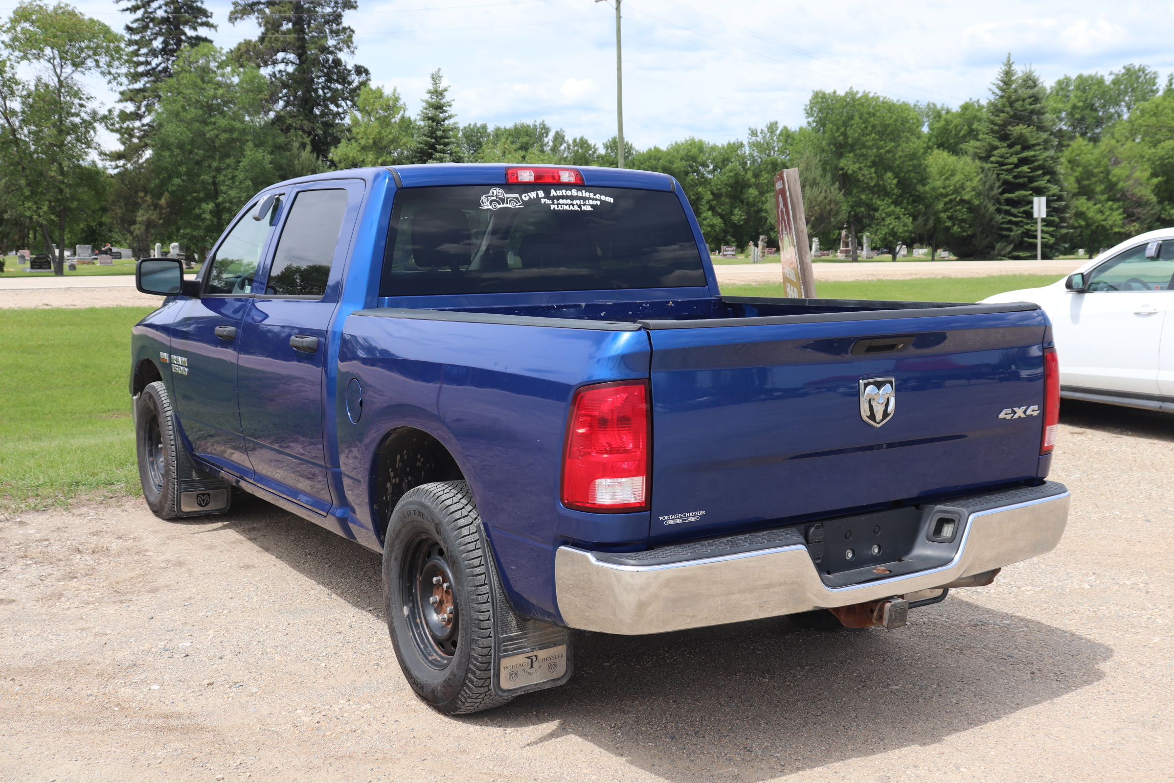 2017 RAM 1500 (R)(O)(6) Tradesman Crew Cab SWB 4WD - 5