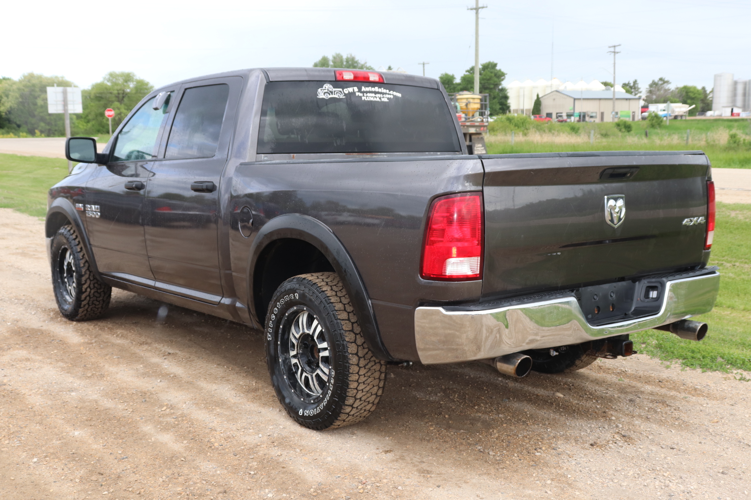 2017 RAM 1500 (G)(M)(6) Tradesman 4WD - 3